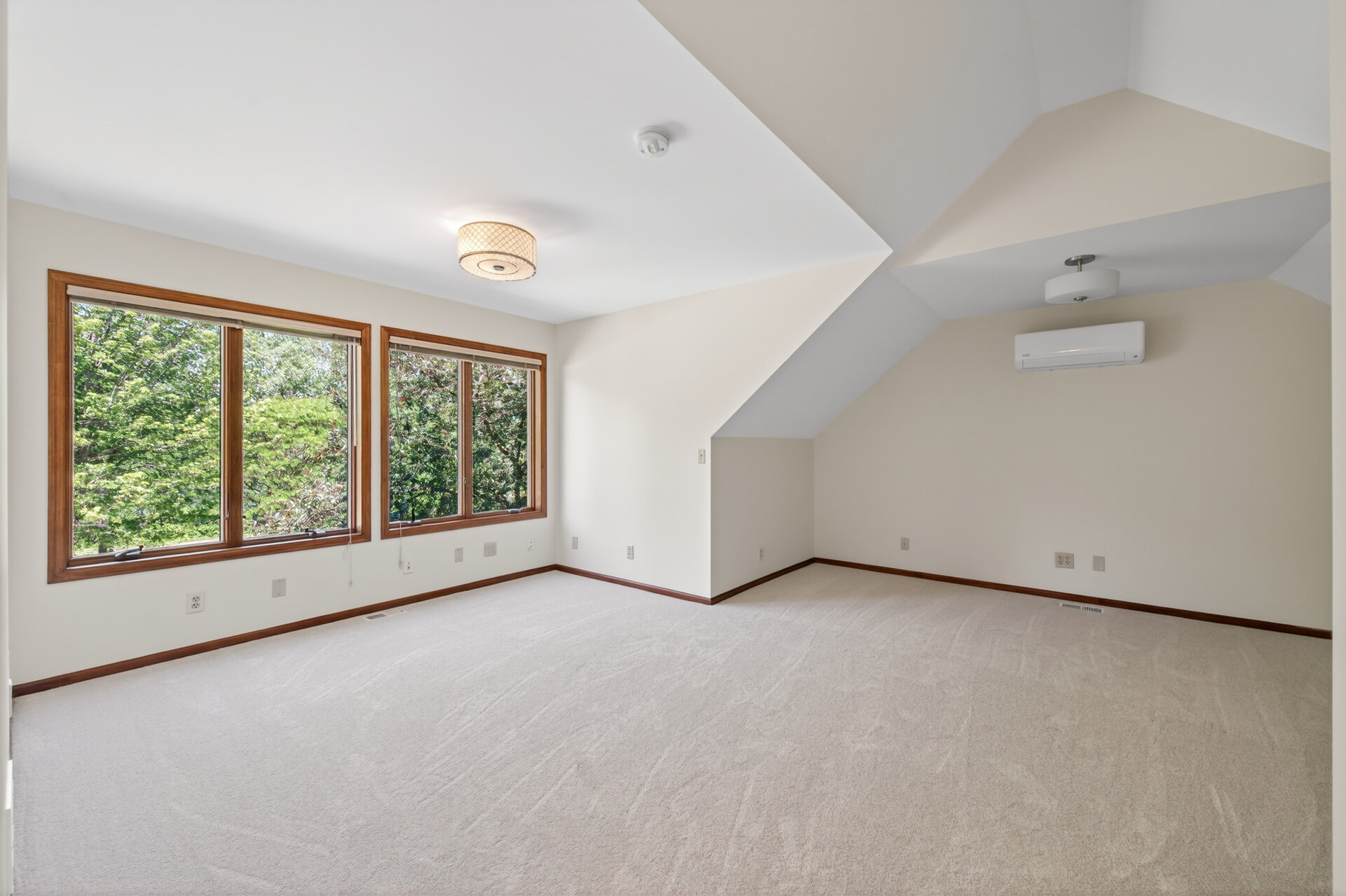 Luxury Lakeside Retreat in the Heart of Woodbury - 物件實景