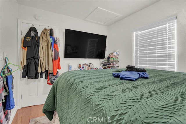 Los Angeles, California, 90003, United States, 4 Bedrooms Bedrooms, ,Residential,For Sale,1997740