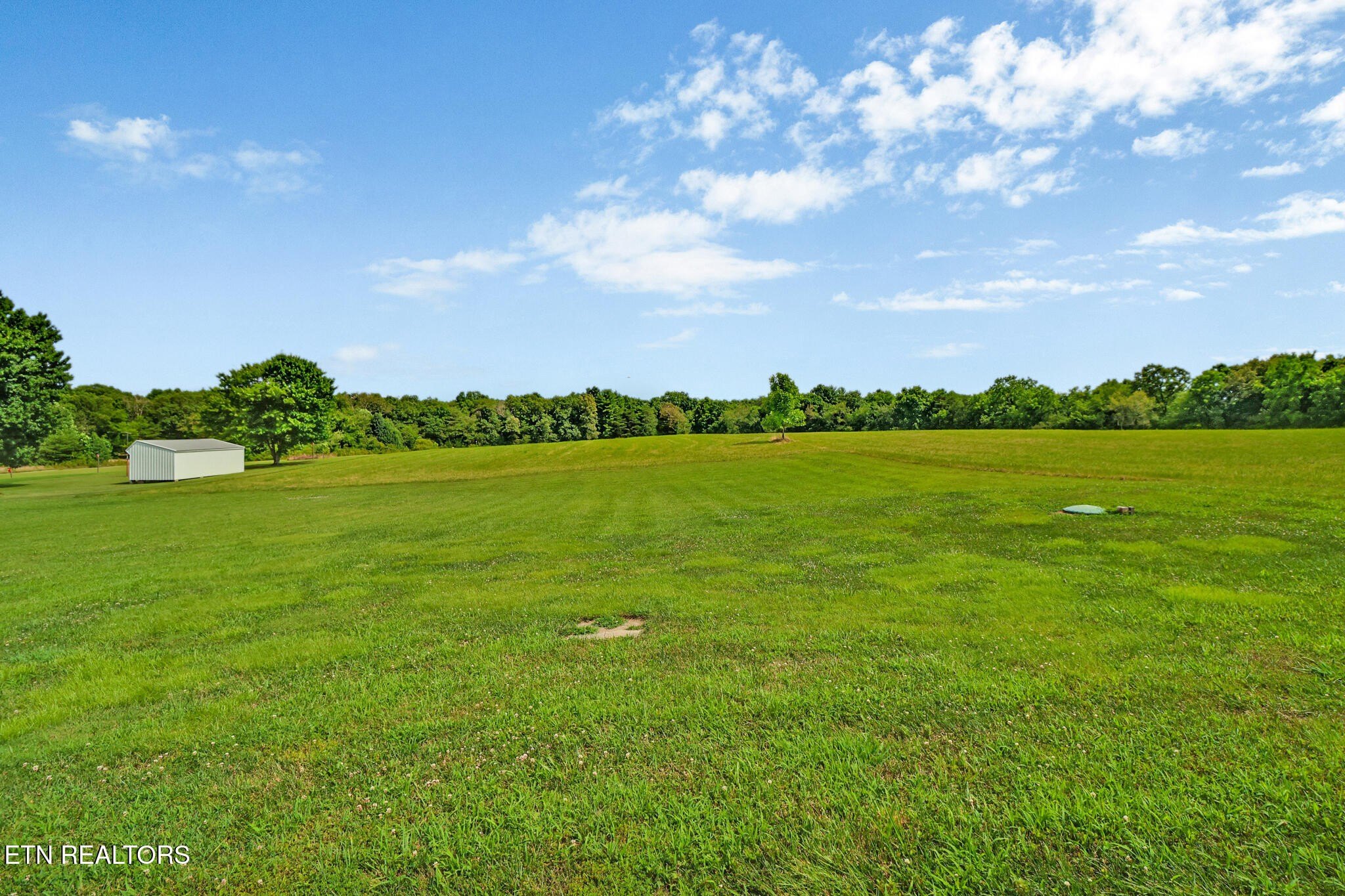 Crossville, Tennessee, 38555, United States, 3 Bedrooms Bedrooms, ,3 BathroomsBathrooms,Residential,For Sale,1921261