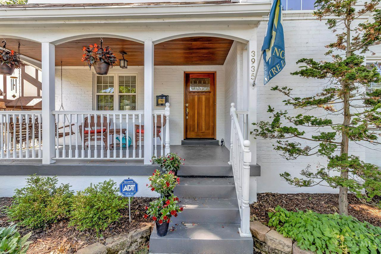 Cincinnati, Ohio, 45209, United States, 3 Bedrooms Bedrooms, ,4 BathroomsBathrooms,Residential,For Sale,2003338