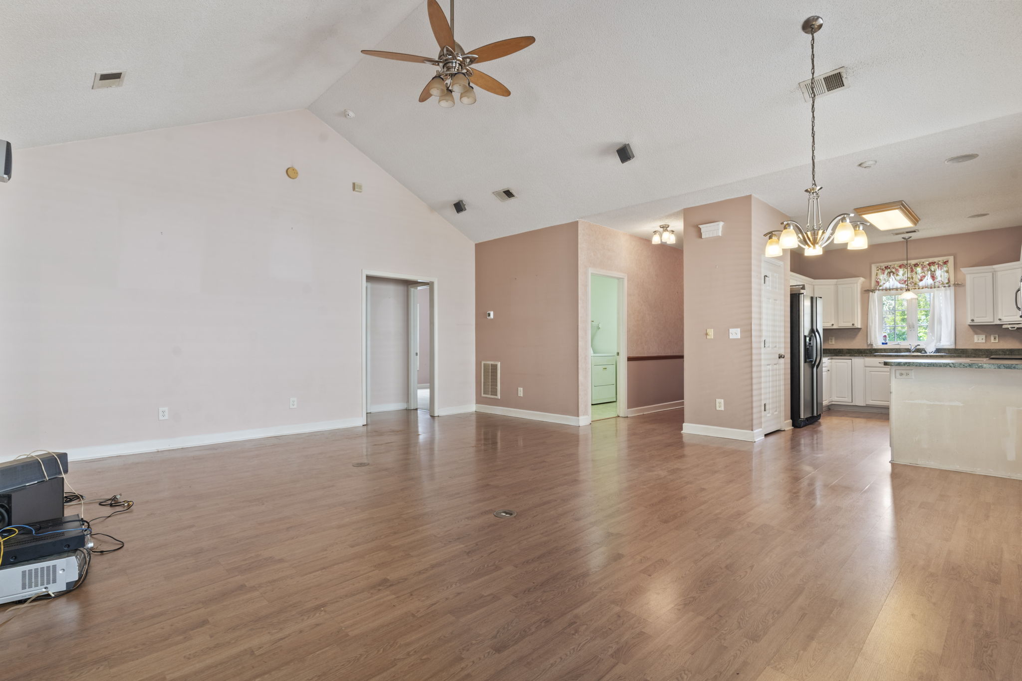 North Myrtle Beach, South Carolina, 29582, United States, 3 Bedrooms Bedrooms, ,2 BathroomsBathrooms,Residential,For Sale,1928700