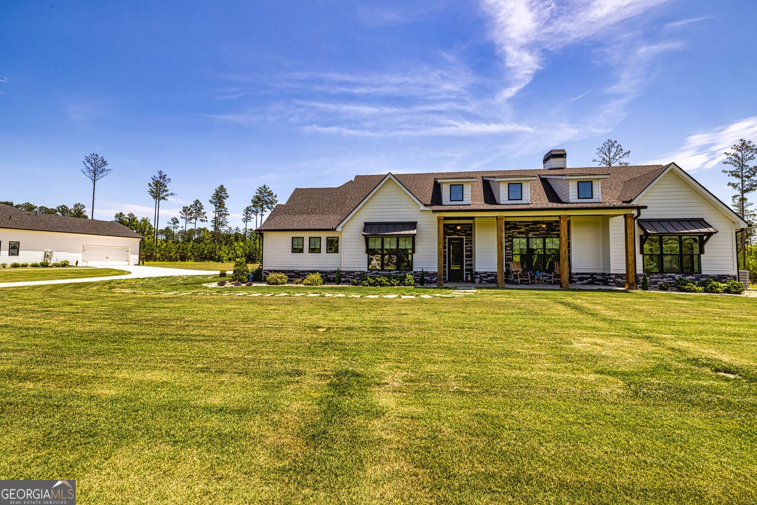 Senoia, Georgia, 30276, United States, 7 Bedrooms Bedrooms, ,6 BathroomsBathrooms,Residential,For Sale,1859097