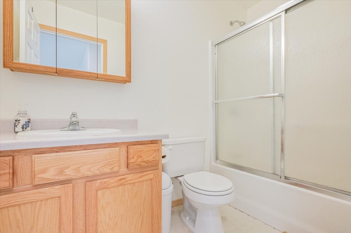 Whitehall, Montana, 59759, United States, 3 Bedrooms Bedrooms, ,2 BathroomsBathrooms,Residential,For Sale,2001954