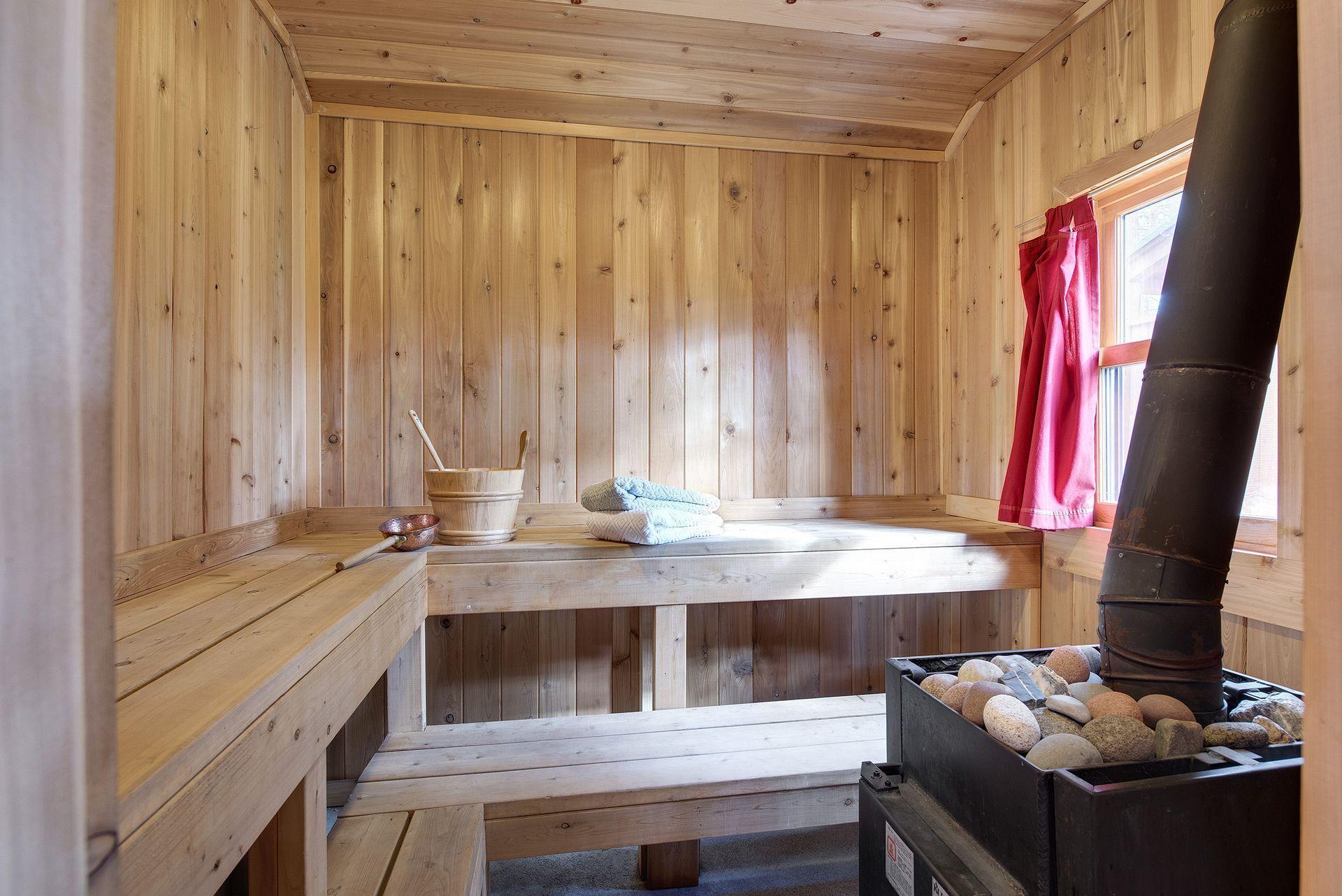 Cook, Minnesota, 55723, United States, 3 Bedrooms Bedrooms, ,1 BathroomBathrooms,Residential,For Sale,1847464