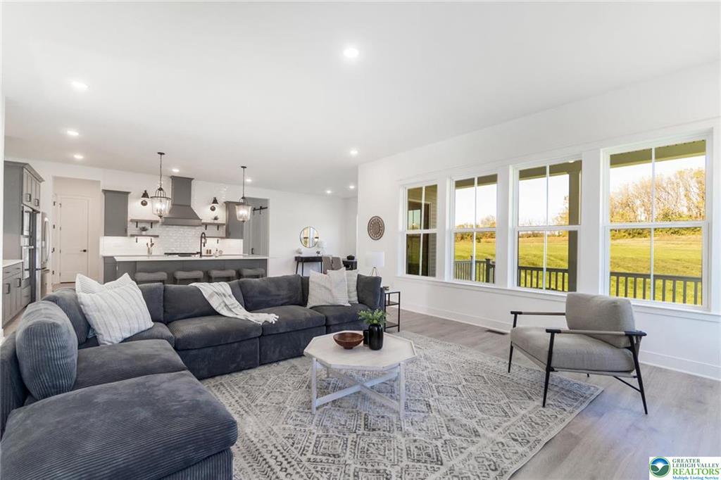 Bethlehem, Pennsylvania, 18017, United States, 6 Bedrooms Bedrooms, ,6 BathroomsBathrooms,Residential,For Sale,1975535