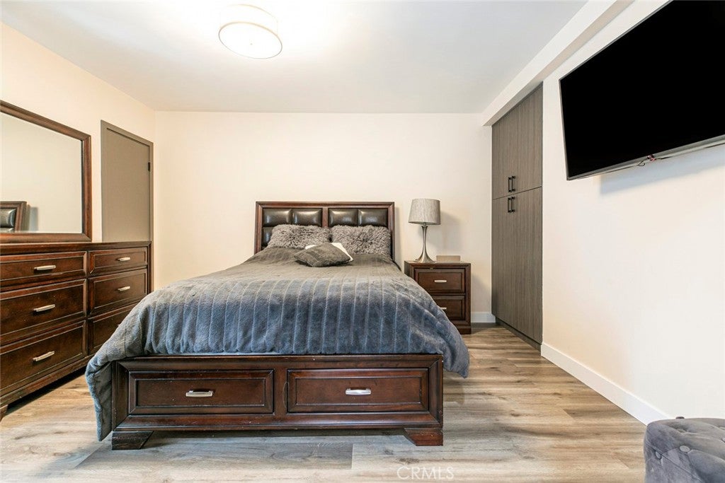Van Nuys, California, 91406, United States, 3 Bedrooms Bedrooms, ,2 BathroomsBathrooms,Residential,For Sale,1940883