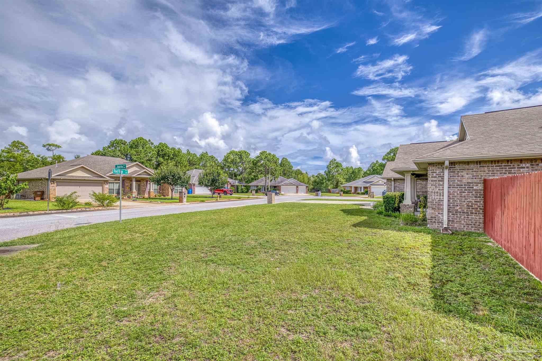 Navarre, Florida, 32566, United States, 4 Bedrooms Bedrooms, ,3 BathroomsBathrooms,Residential,For Sale,1892074