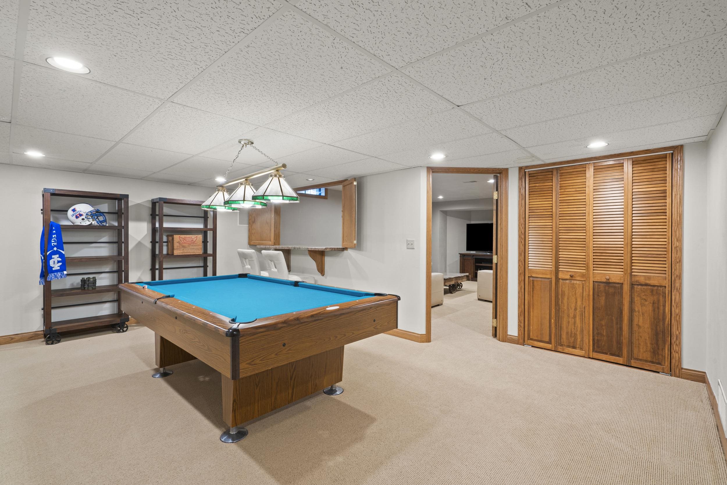 Appleton, Wisconsin, 54915, United States, 4 Bedrooms Bedrooms, ,4 BathroomsBathrooms,Residential,For Sale,1921997