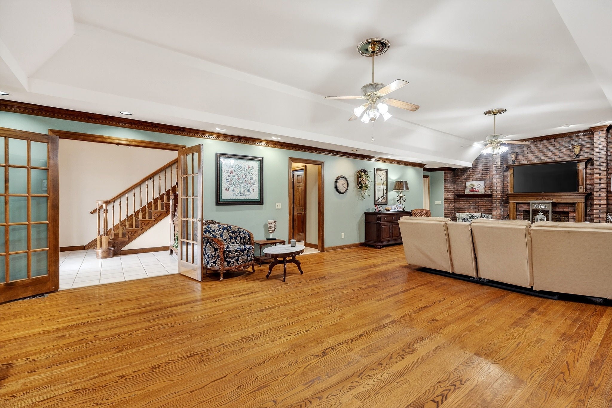 Smithville, Tennessee, 37166, United States, 6 Bedrooms Bedrooms, ,6 BathroomsBathrooms,Residential,For Sale,2008890