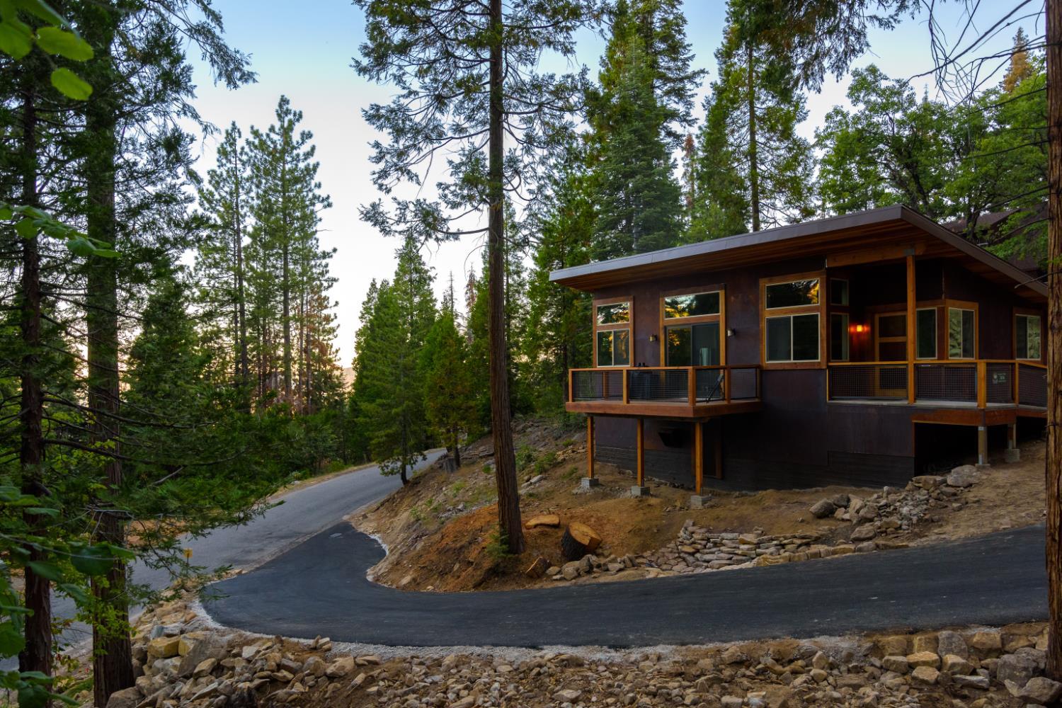 Yosemite West, California, 95389, United States, 2 Bedrooms Bedrooms, ,2 BathroomsBathrooms,Residential,For Sale,2005119