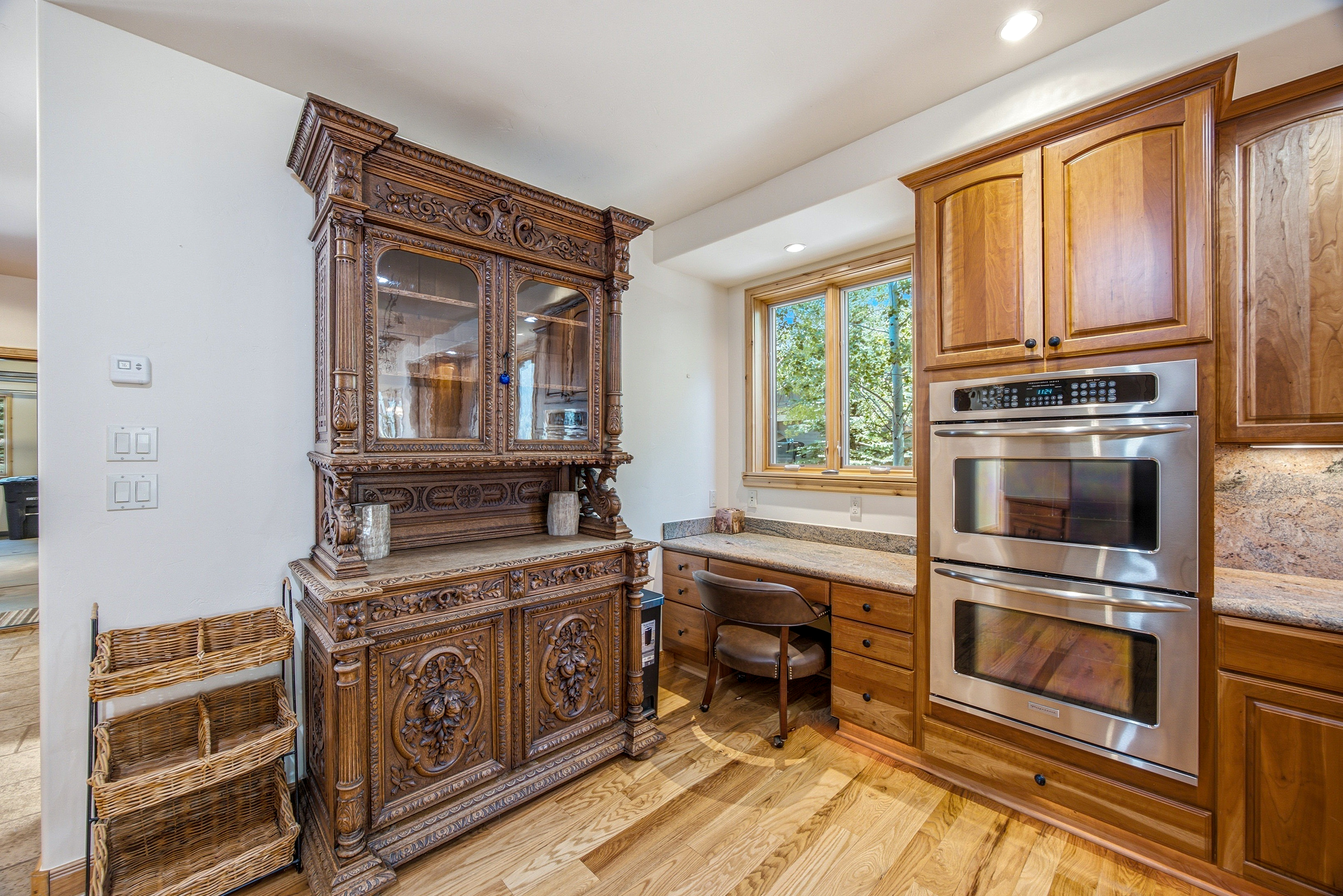  Custom-built, Single-family Home in the Exclusive Grand Traverse Neighborhood - 物件實景