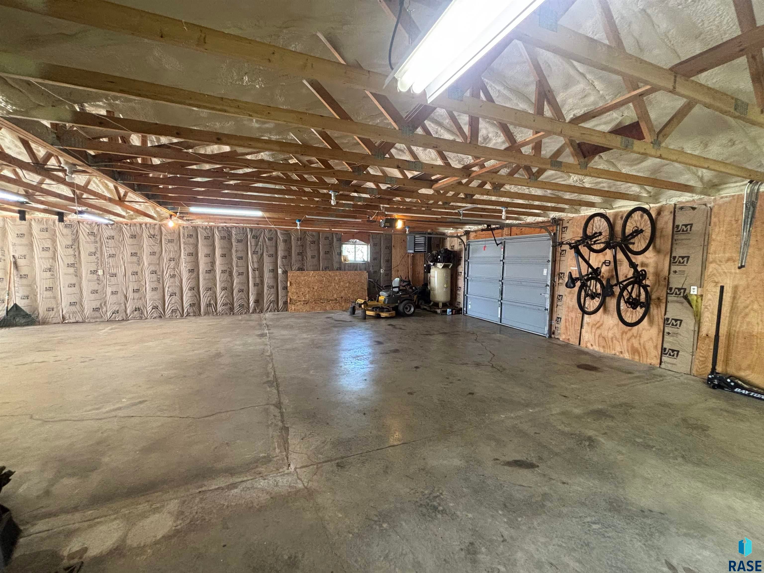 Harrisburg, South Dakota, 57032, United States, 5 Bedrooms Bedrooms, ,1 BathroomBathrooms,Residential,For Sale,1917762