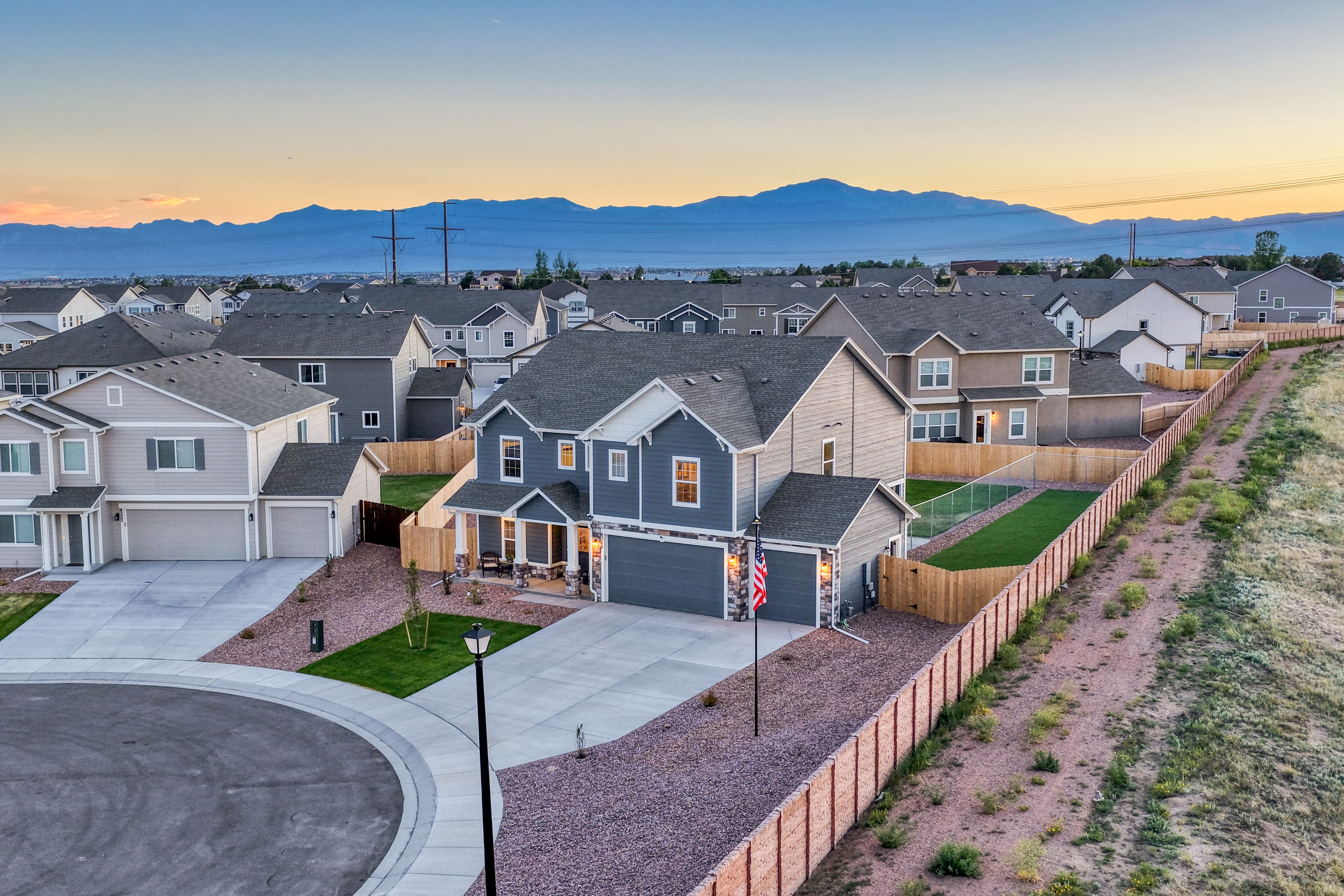  Refined Falcon Living with Pikes Peak Views - 物件實景