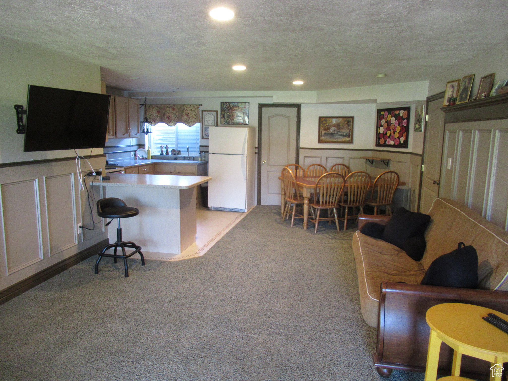 Payson, Utah, 84651, United States, 4 Bedrooms Bedrooms, ,5 BathroomsBathrooms,Residential,For Sale,1977983