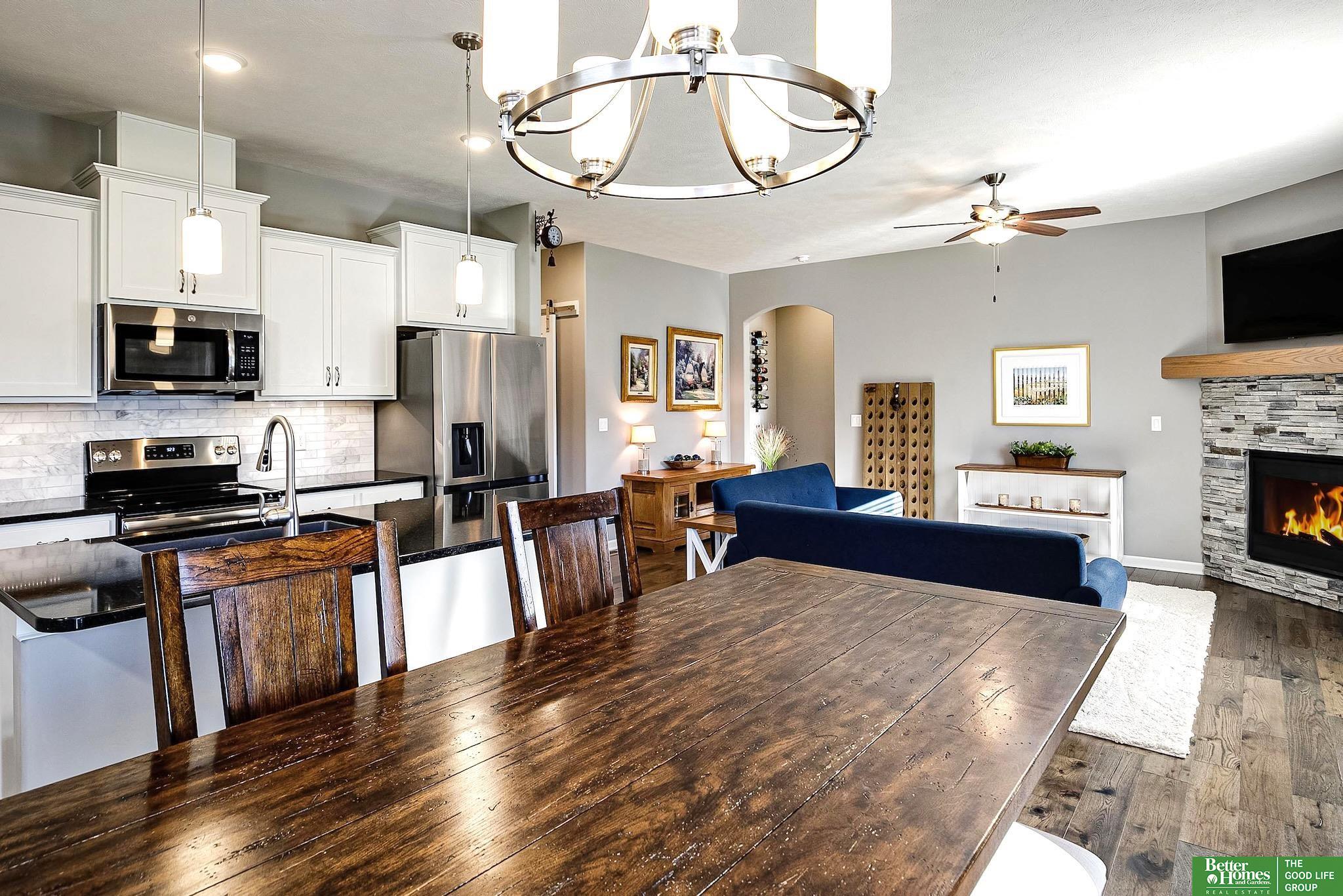 112th St, Papillion, NE 68046