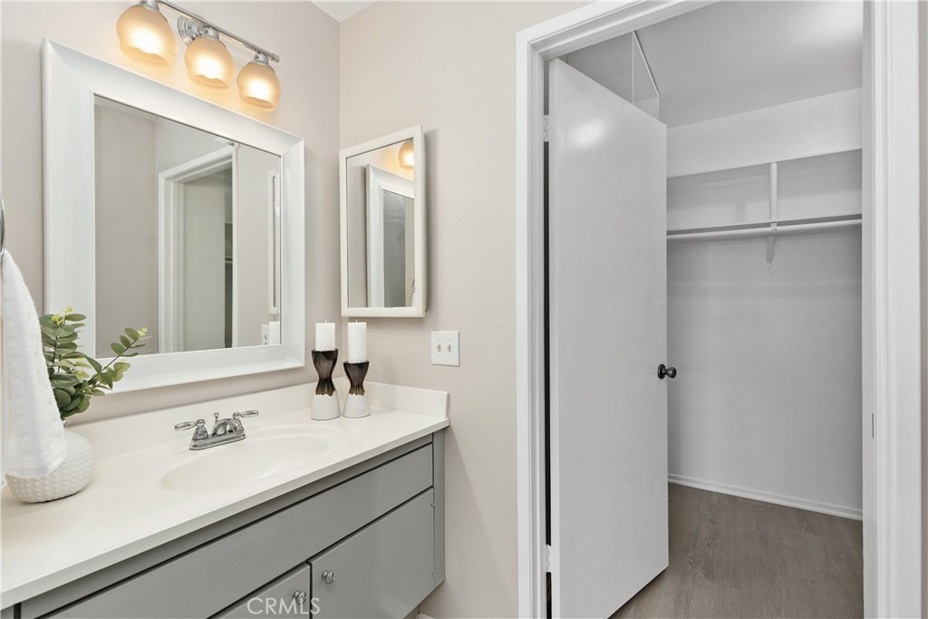 Huntington Beach, California, 92646, United States, 4 Bedrooms Bedrooms, ,3 BathroomsBathrooms,Residential,For Sale,1906442