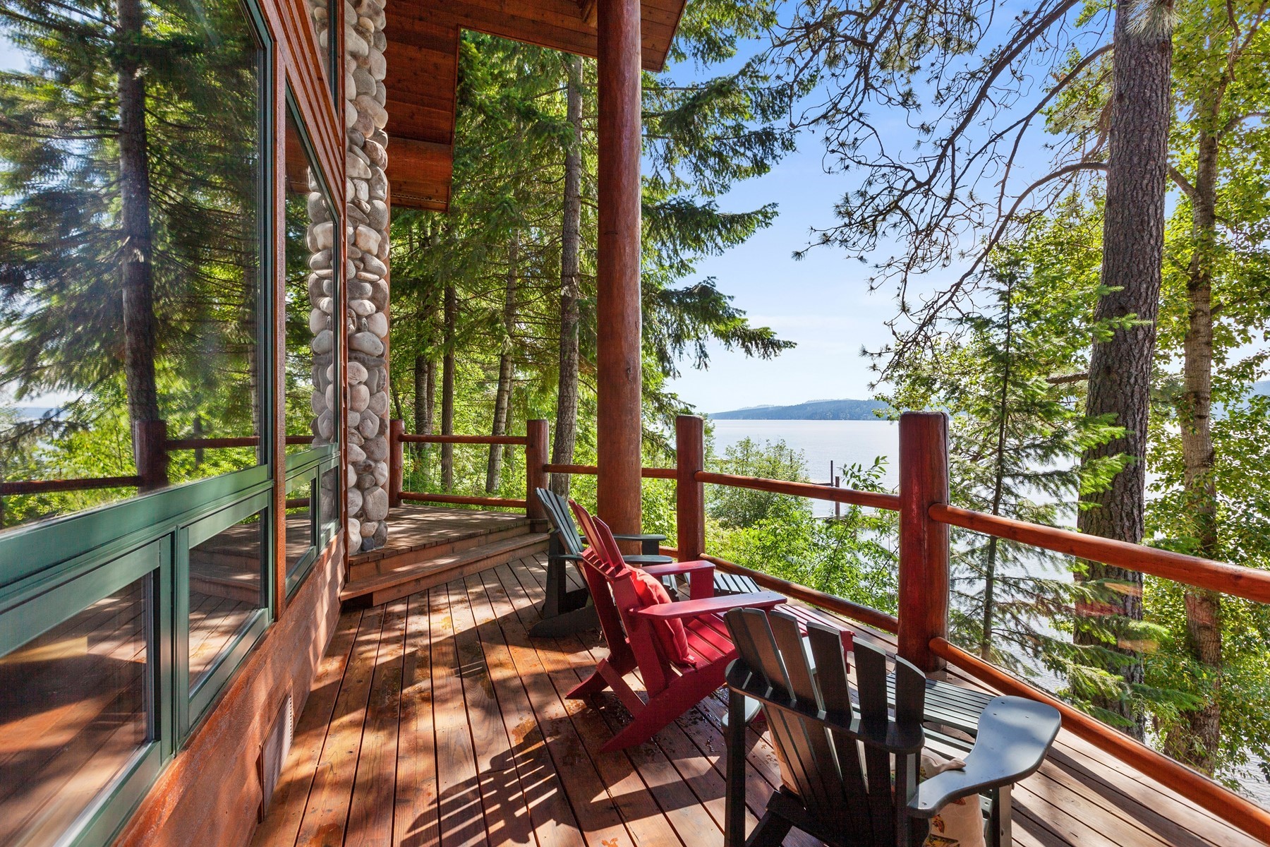  Spectacular Timber Framed Lakefront Living - 物件實景