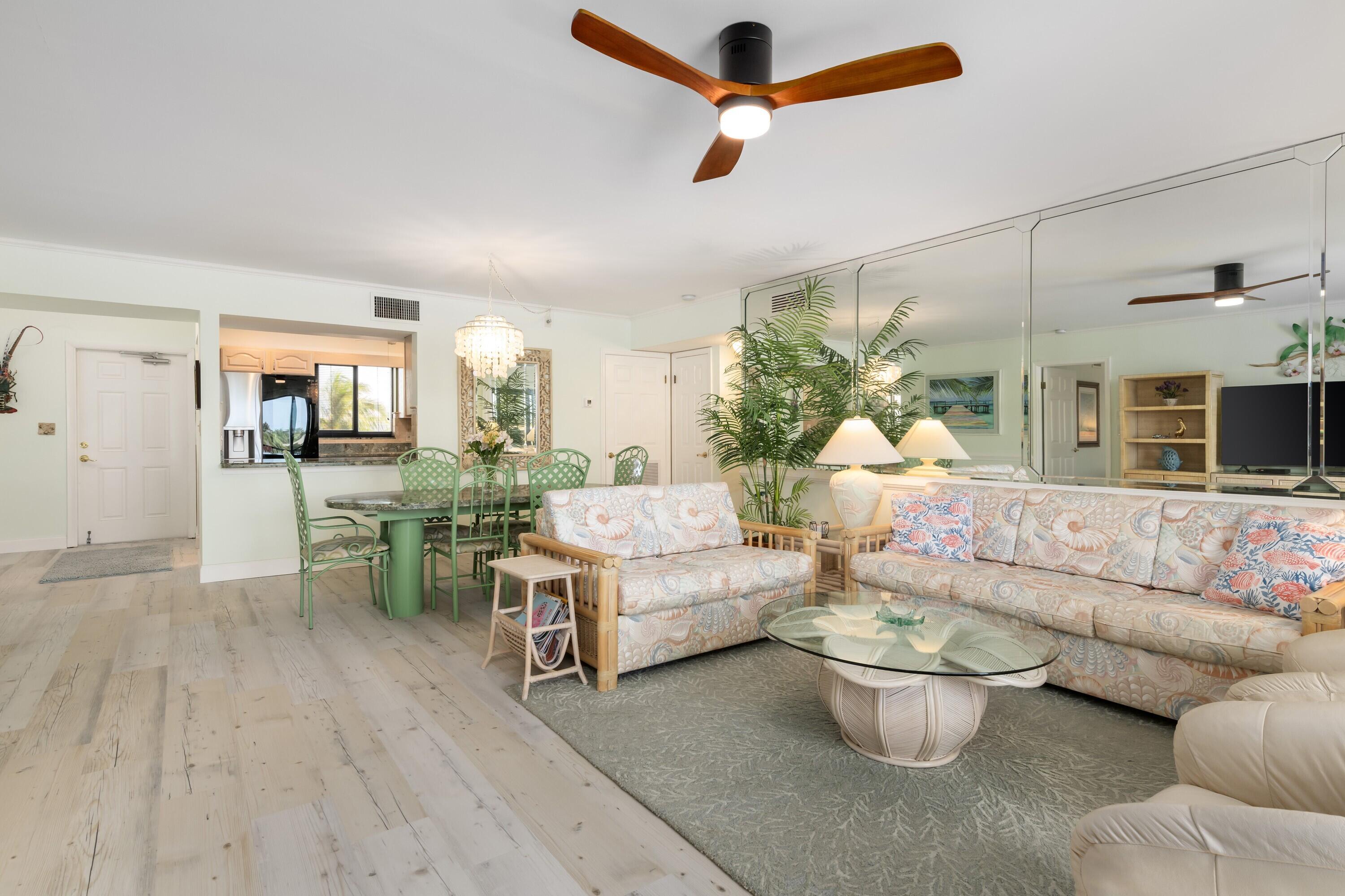 MARATHON, Florida, 33050, United States, 3 Bedrooms Bedrooms, ,2 BathroomsBathrooms,Residential,For Sale,2001809