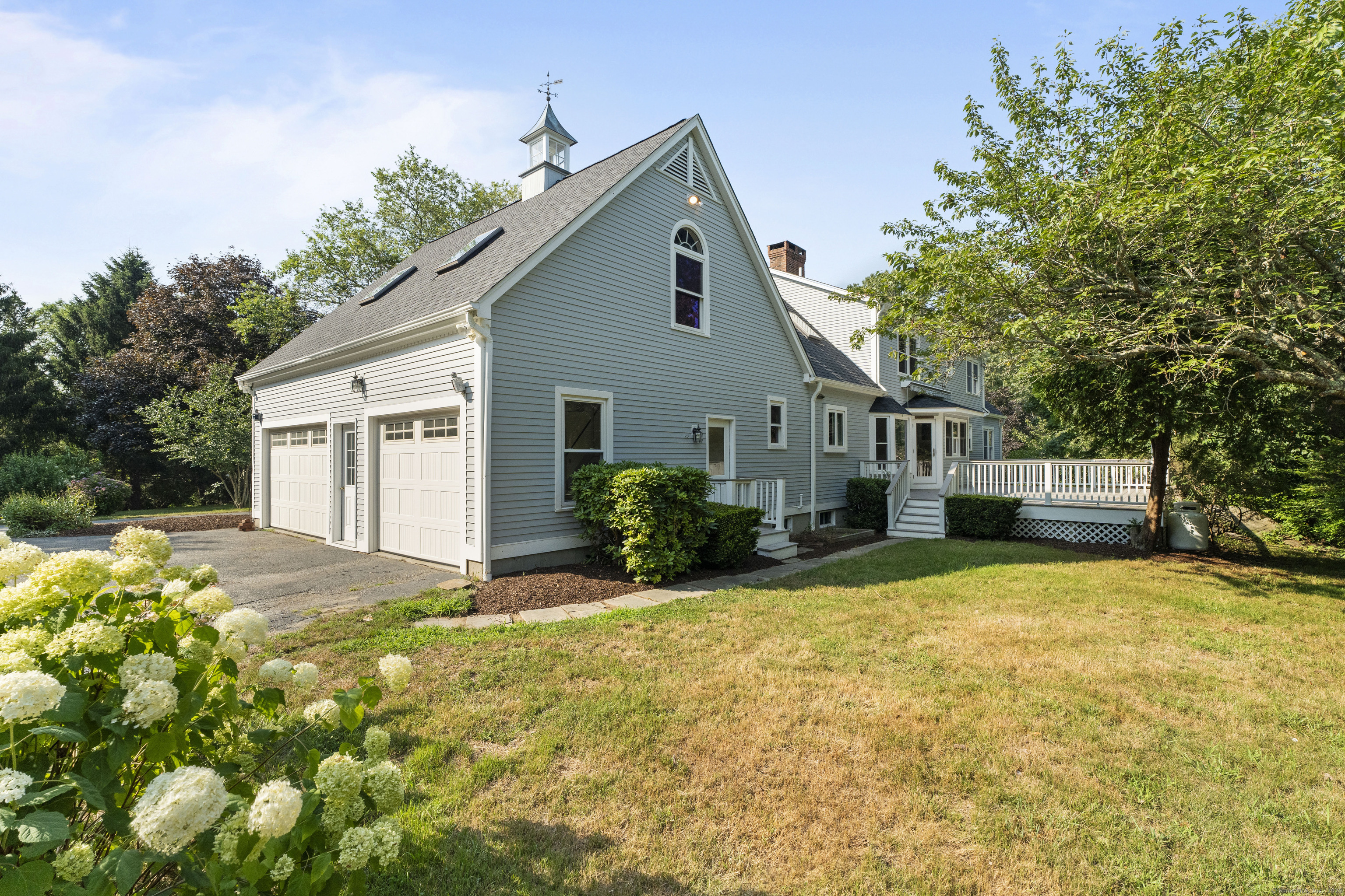 Old Lyme, Connecticut, 06371, United States, 4 Bedrooms Bedrooms, ,5 BathroomsBathrooms,Residential,For Sale,1987978