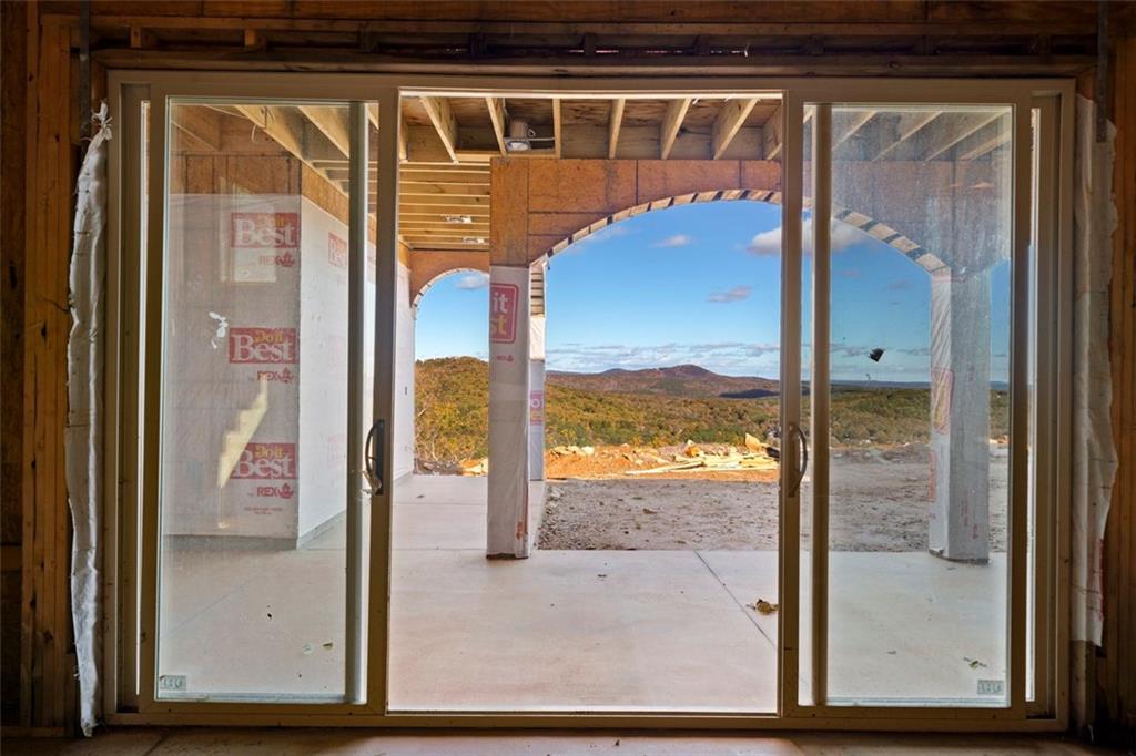 Clarkesville, Georgia, 30523, United States, 4 Bedrooms Bedrooms, ,5 BathroomsBathrooms,Residential,For Sale,1937902