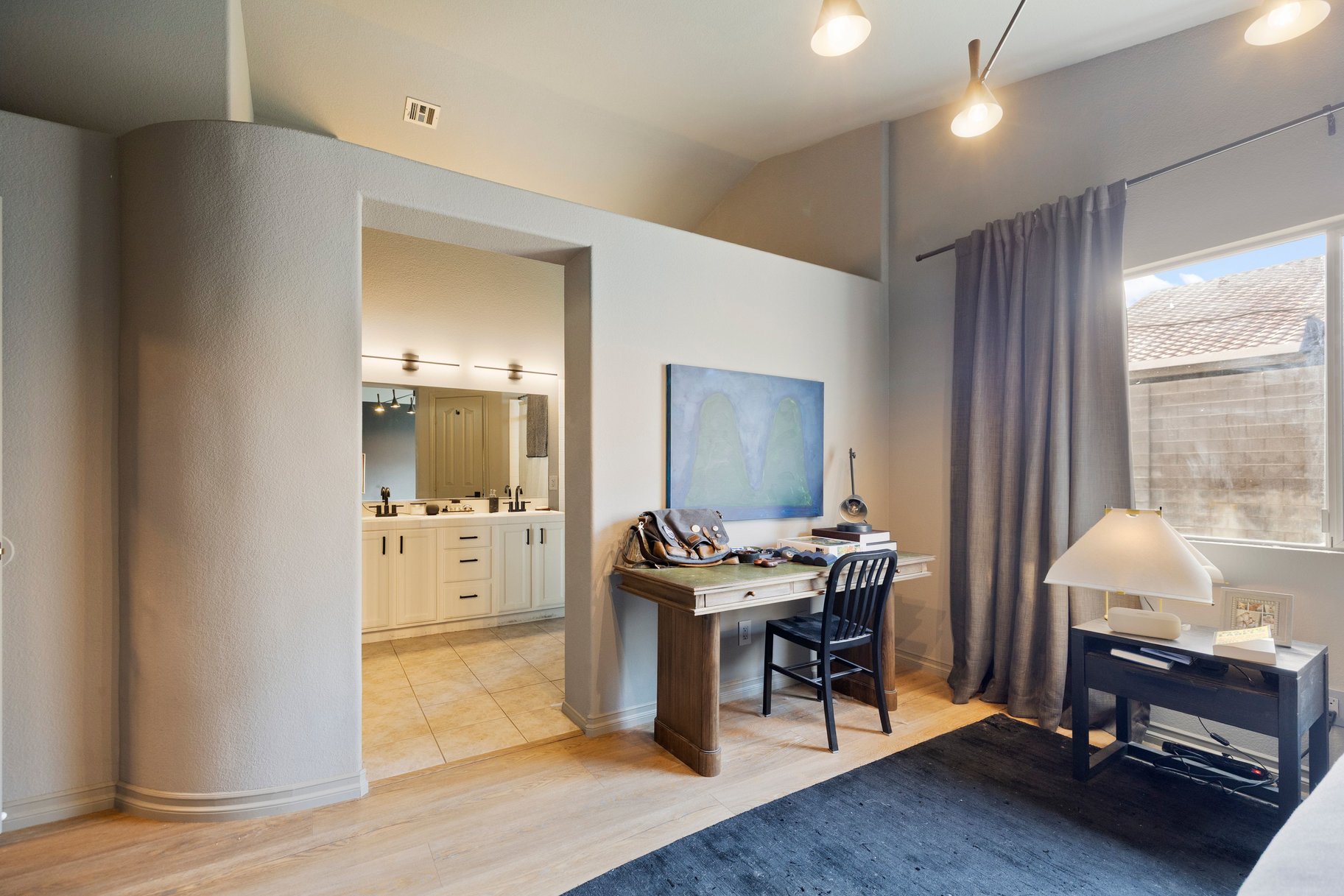  A Television-Featured Designer Transformation - 物件實景