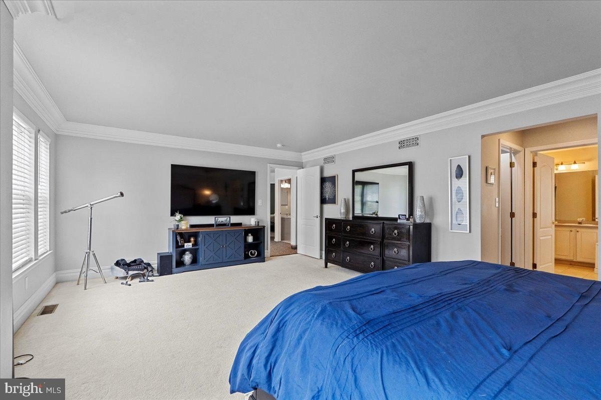 WILLIAMSTOWN, New Jersey, 08094, United States, 4 Bedrooms Bedrooms, ,3 BathroomsBathrooms,Residential,For Sale,1914330