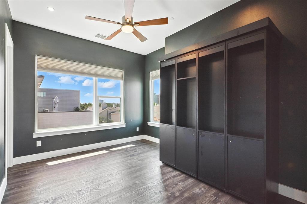 Dallas, Texas, 75204, United States, 3 Bedrooms Bedrooms, ,4 BathroomsBathrooms,Residential,For Sale,1905931