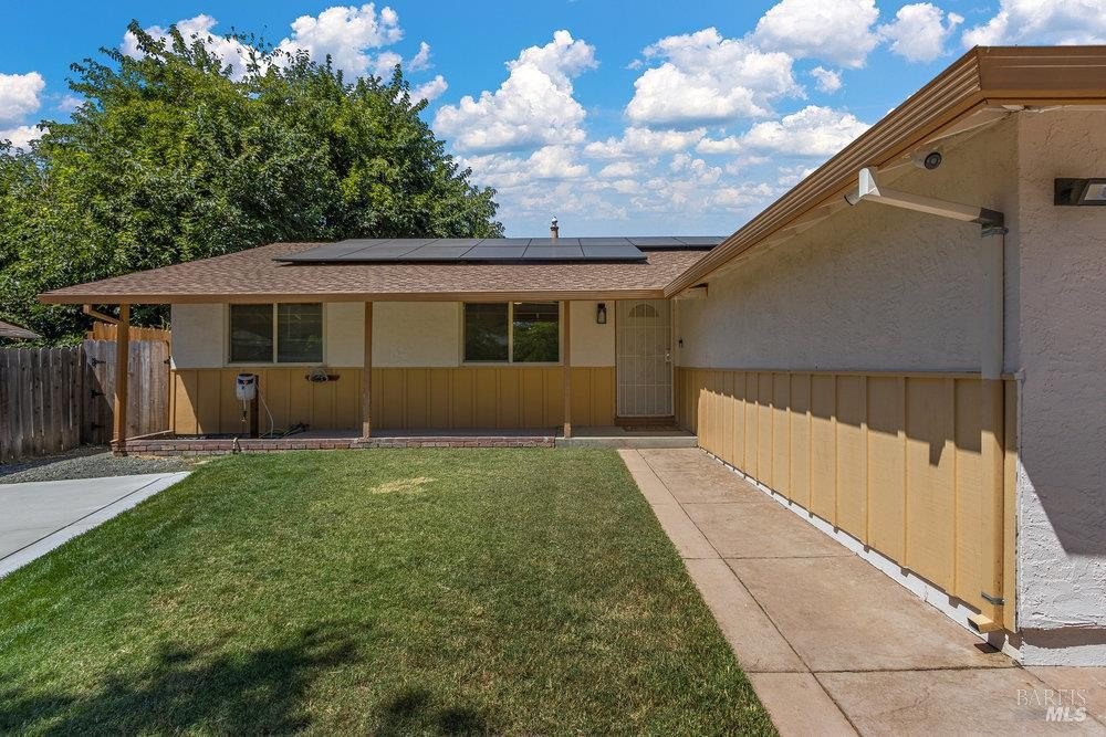 Vacaville, California, 95687, United States, 3 Bedrooms Bedrooms, ,2 BathroomsBathrooms,Residential,For Sale,1940351