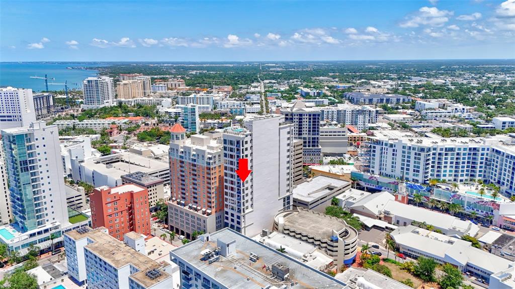 Sarasota, Florida, 34236, United States, 3 Bedrooms Bedrooms, ,4 BathroomsBathrooms,Residential,For Sale,1828539