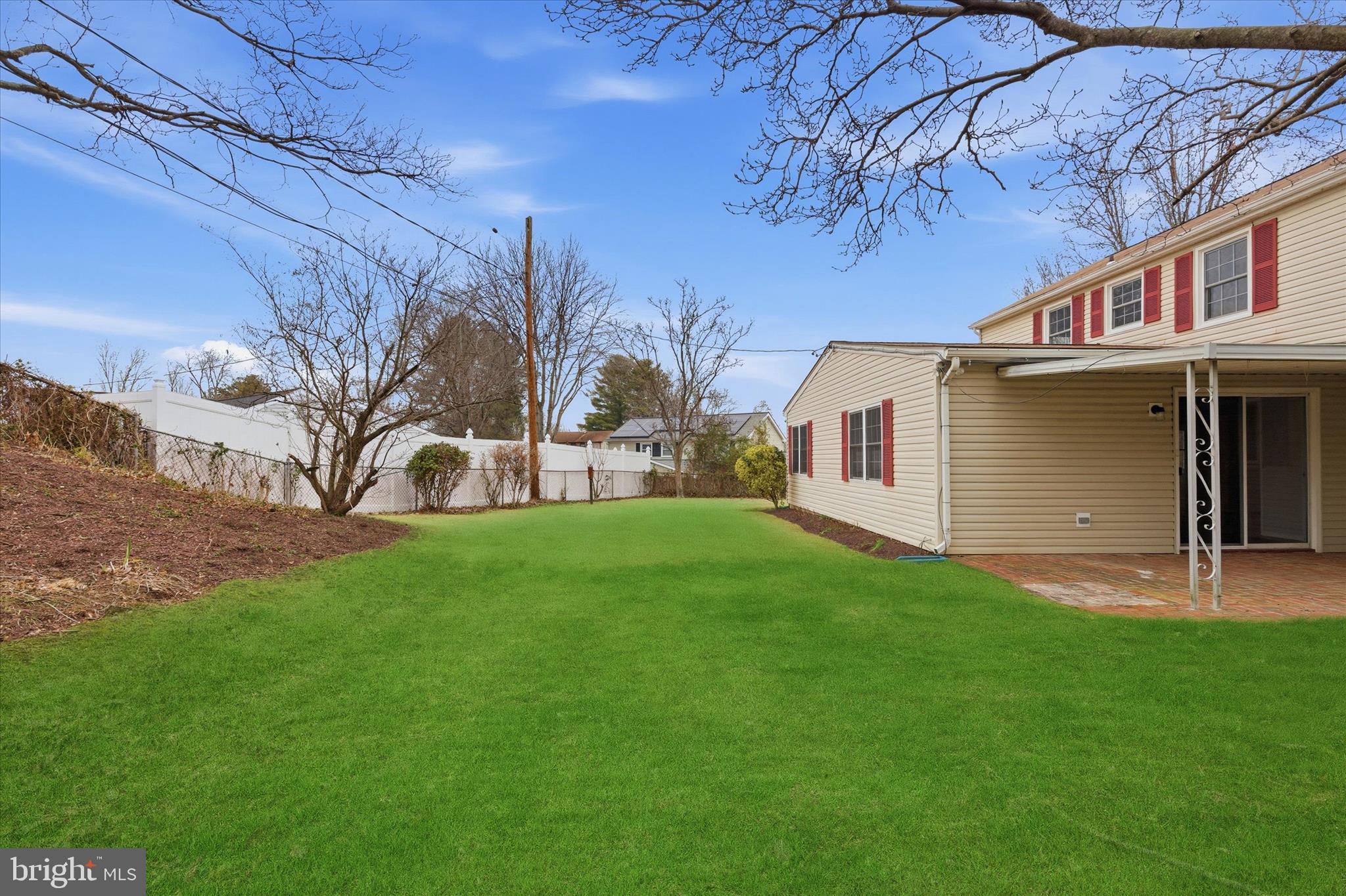 Bowie, Maryland, 20715, United States, 5 Bedrooms Bedrooms, ,3 BathroomsBathrooms,Residential,For Sale,2009655