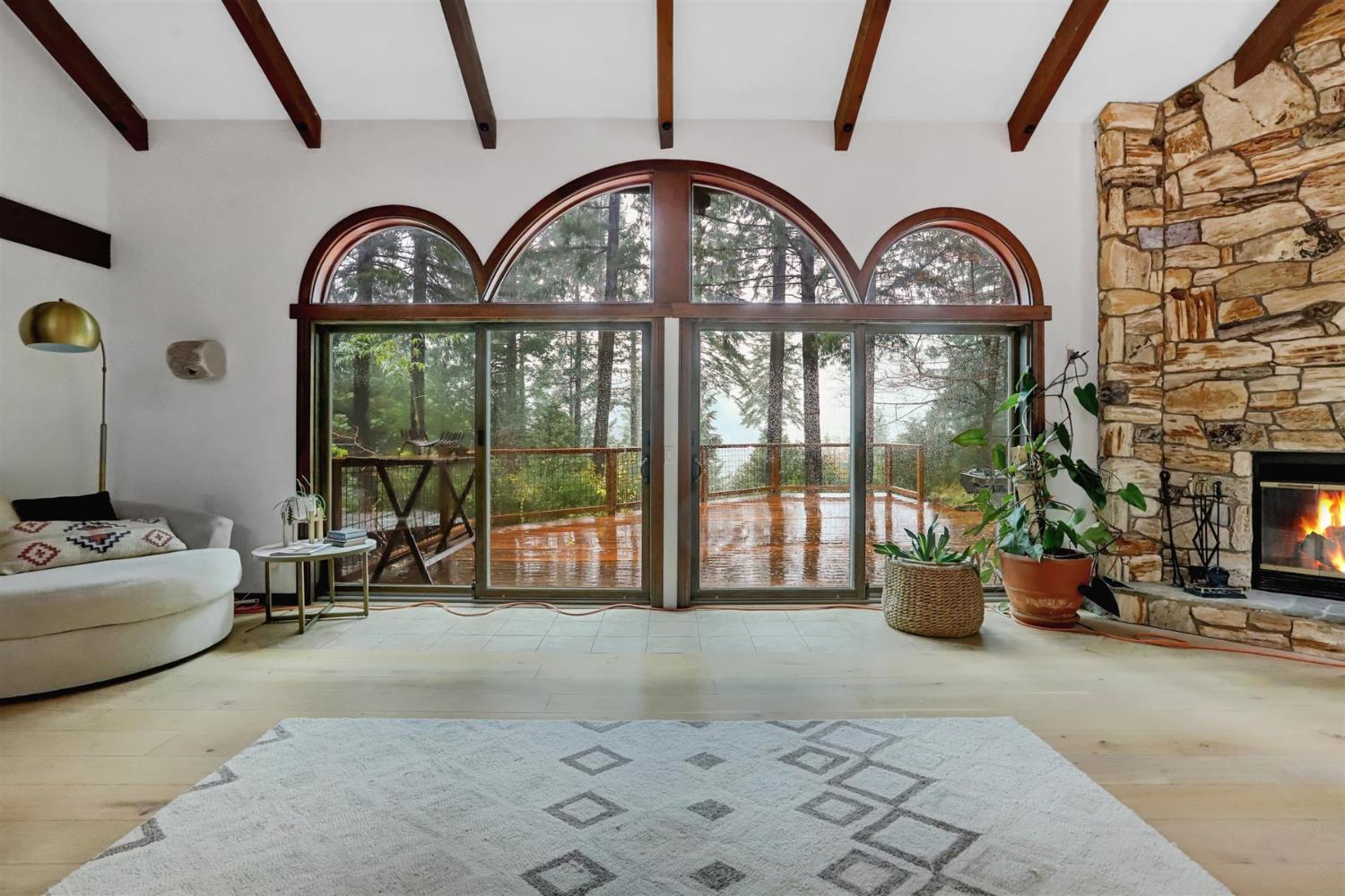 Nevada City, California, 95959, United States, 6 Bedrooms Bedrooms, ,5 BathroomsBathrooms,Residential,For Sale,1997761