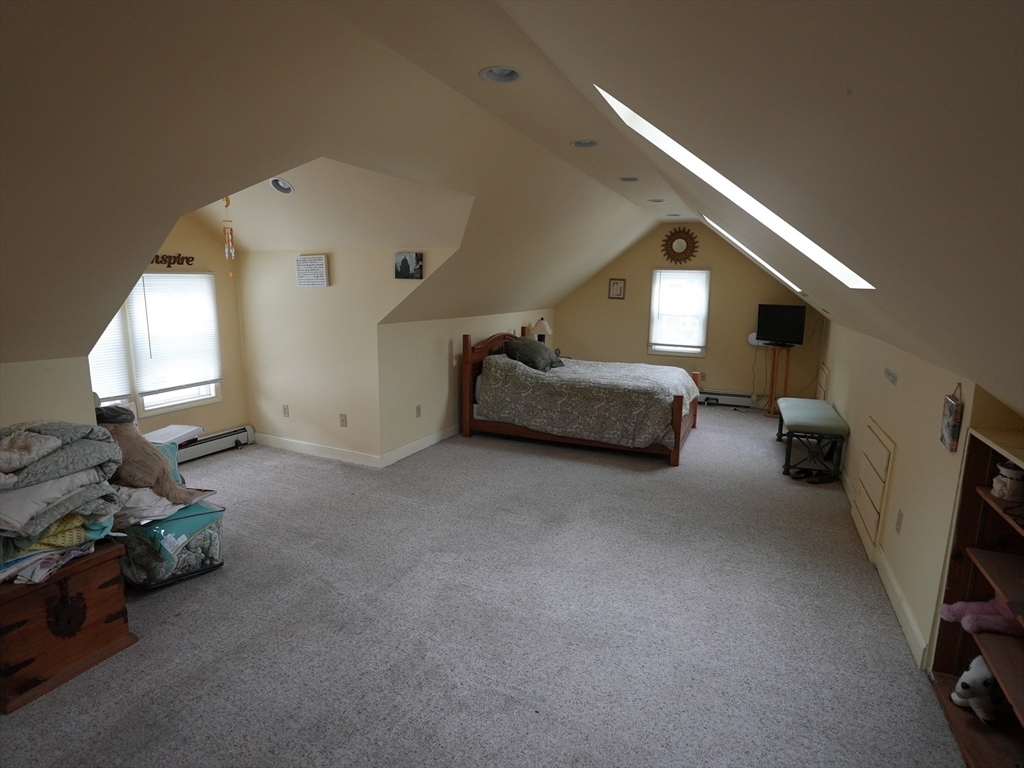 Revere, Massachusetts, 02151, United States, 2 Bedrooms Bedrooms, ,2 BathroomsBathrooms,Residential,For Sale,1935800