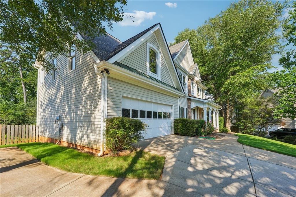 Kennesaw, Georgia, 30144, United States, 5 Bedrooms Bedrooms, ,3 BathroomsBathrooms,Residential,For Sale,1942982