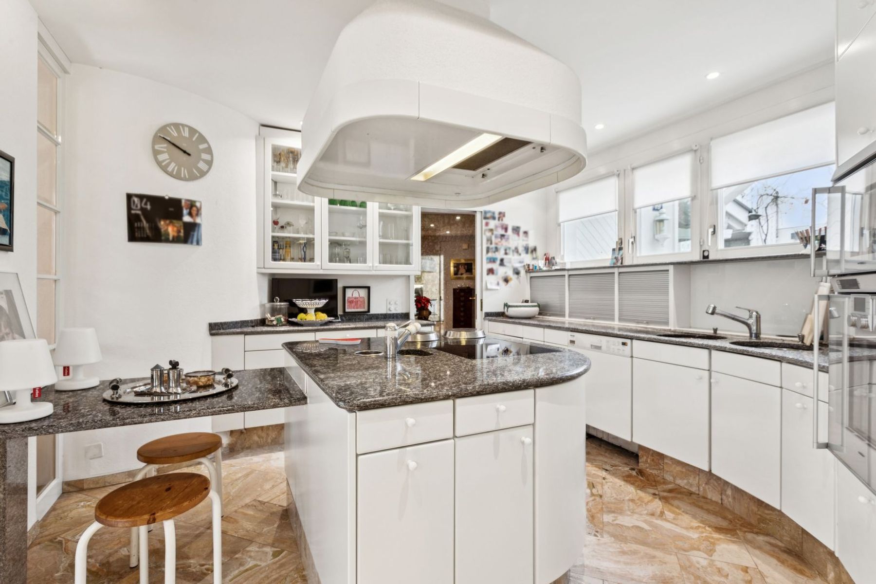  Superb 10-room semi-detached house with investment apartment - 物件實景