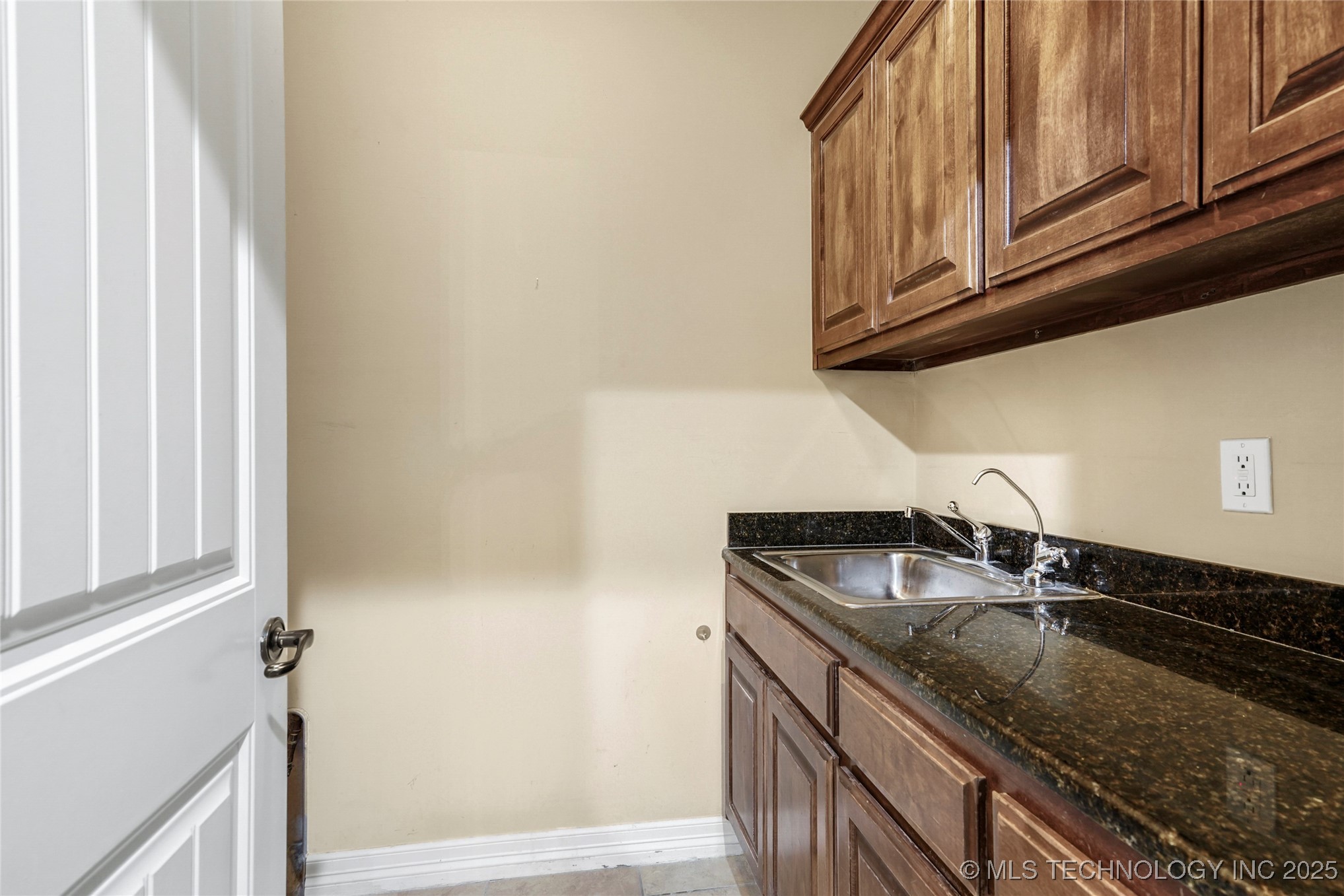 Tulsa, Oklahoma, 74137, United States, 4 Bedrooms Bedrooms, ,4 BathroomsBathrooms,Residential,For Sale,1992011