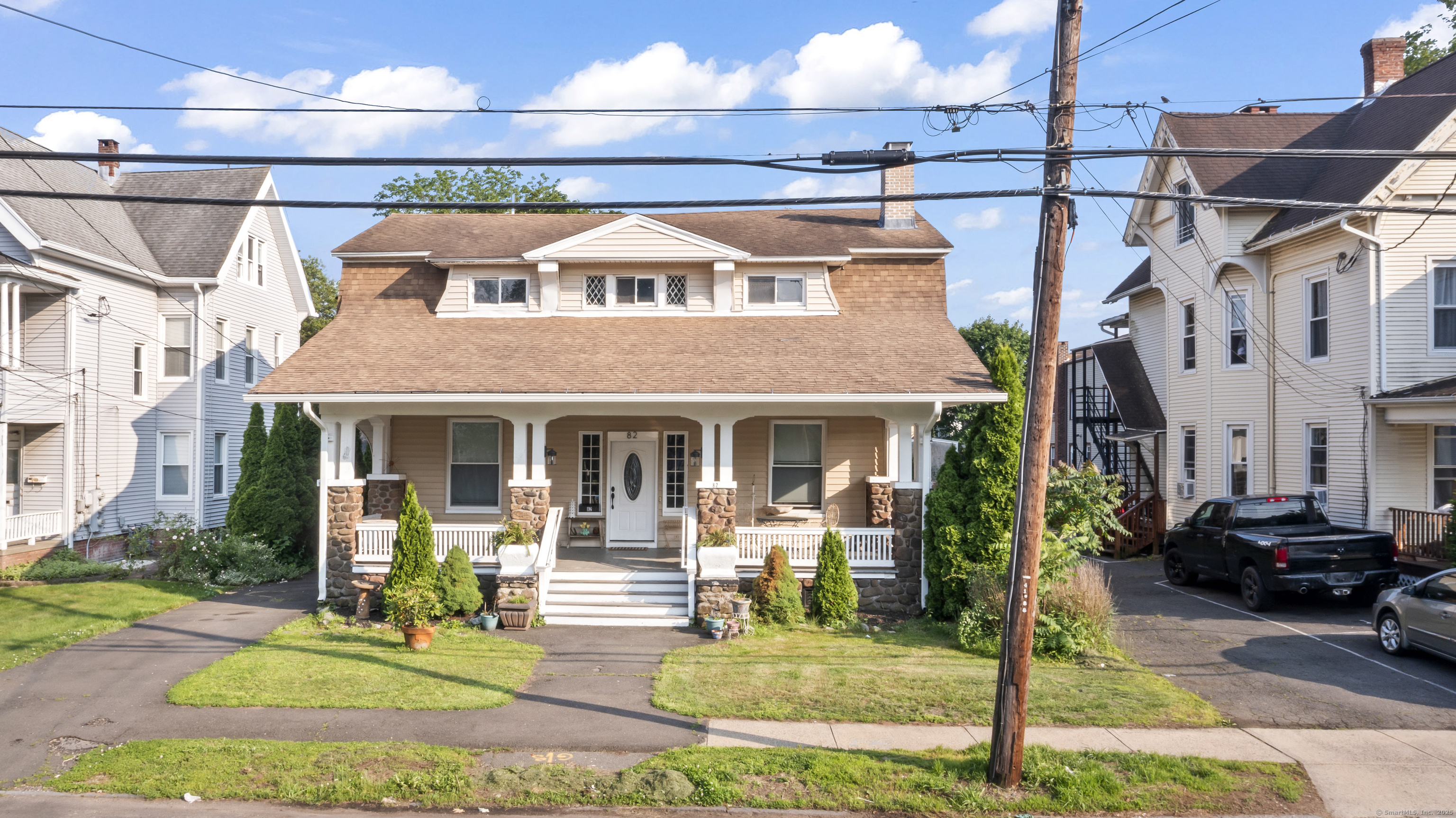 West Haven, Connecticut, 06516, United States, 5 Bedrooms Bedrooms, ,2 BathroomsBathrooms,Residential,For Sale,1858012