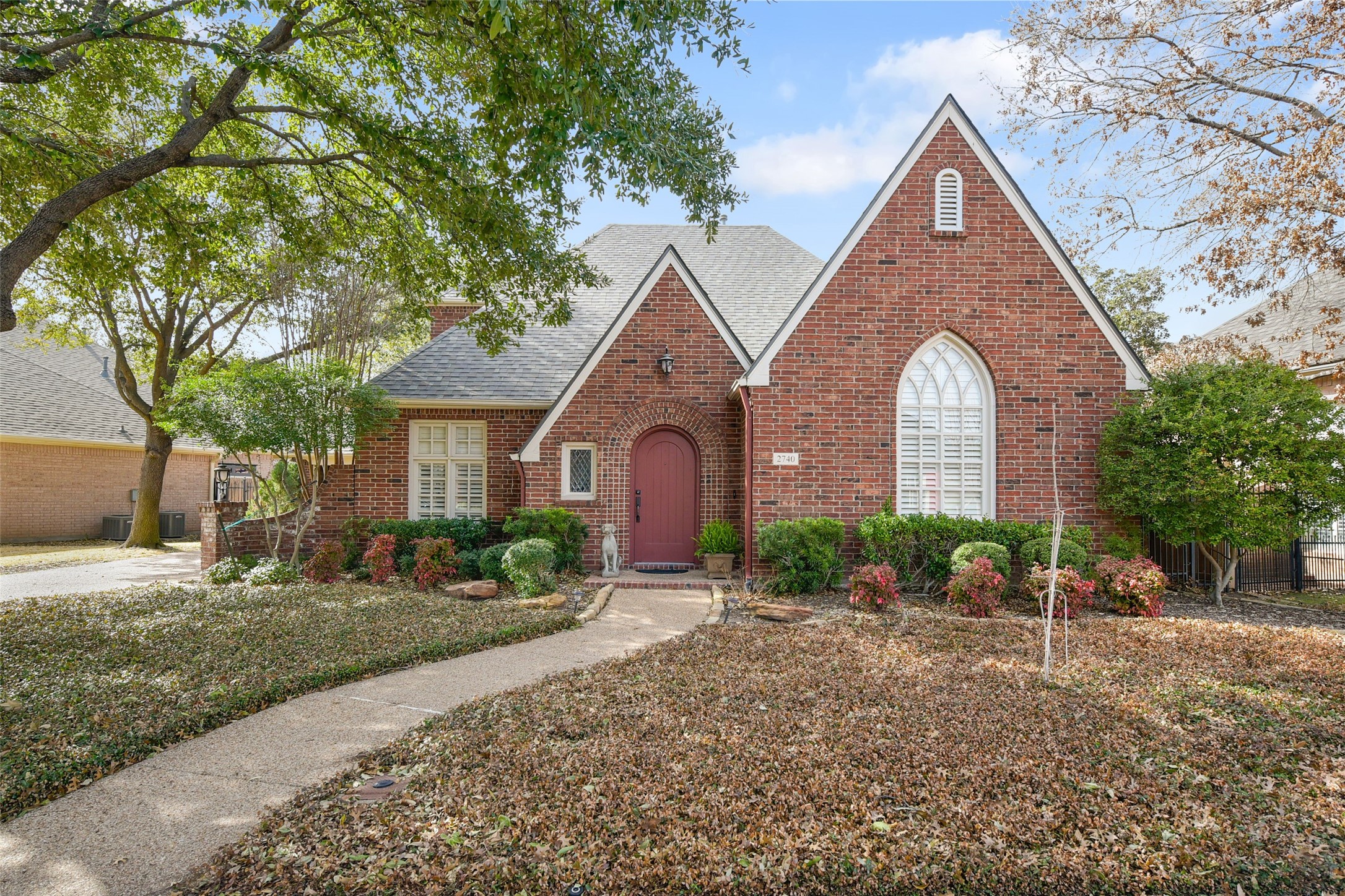 Fort Worth, Texas, 76109, United States, 3 Bedrooms Bedrooms, ,3 BathroomsBathrooms,Residential,For Sale,1911939