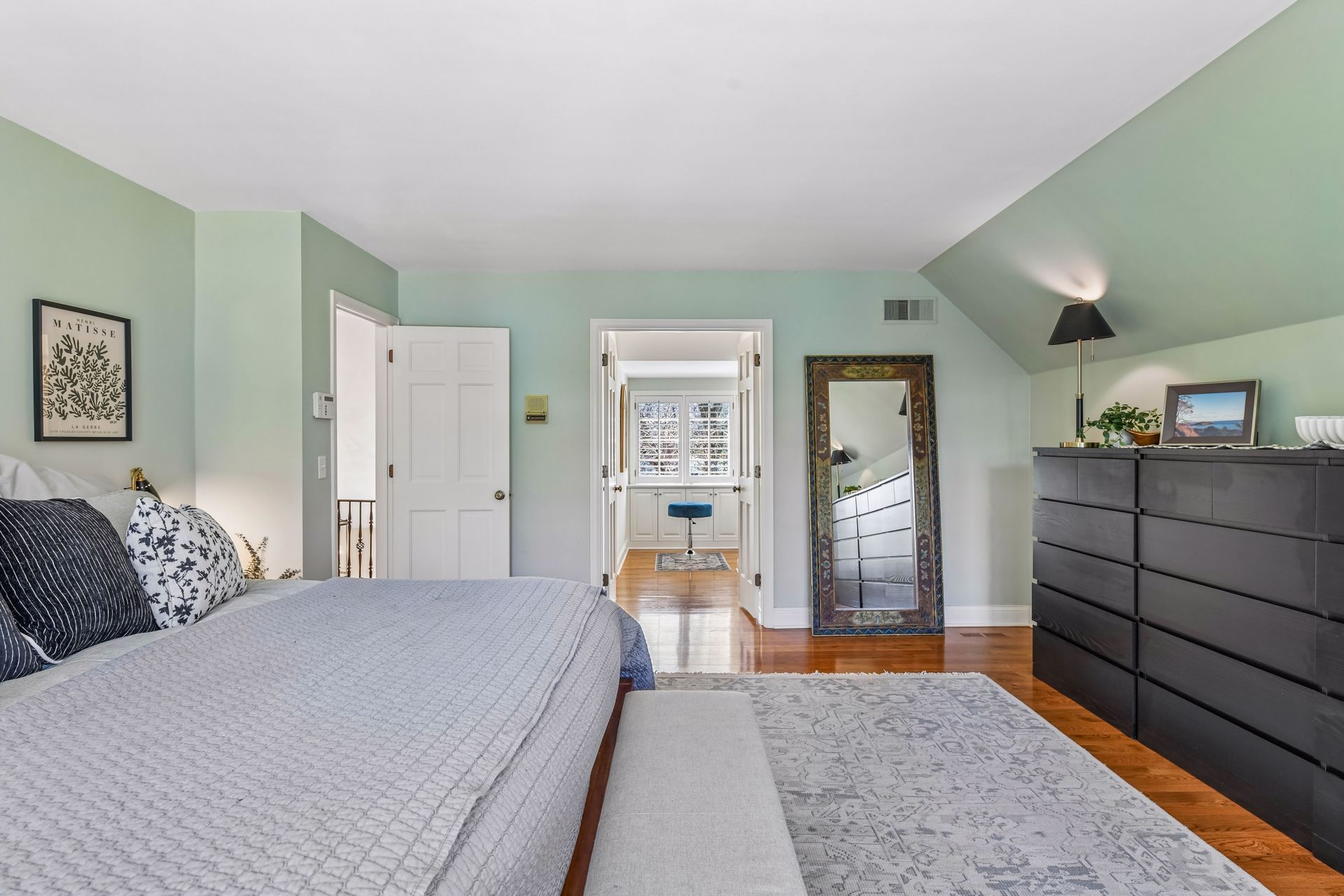  Elegant Home in Parkwood Knolls - 物件實景