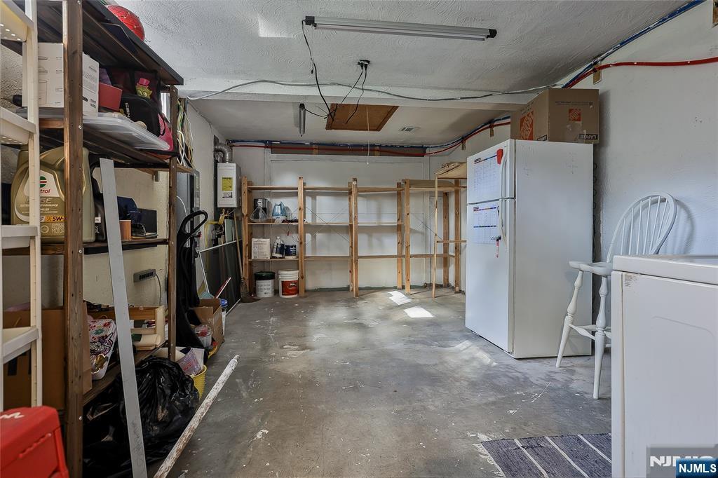 Waldwick, New Jersey, 07463, United States, 3 Bedrooms Bedrooms, ,3 BathroomsBathrooms,Residential,For Sale,1992926