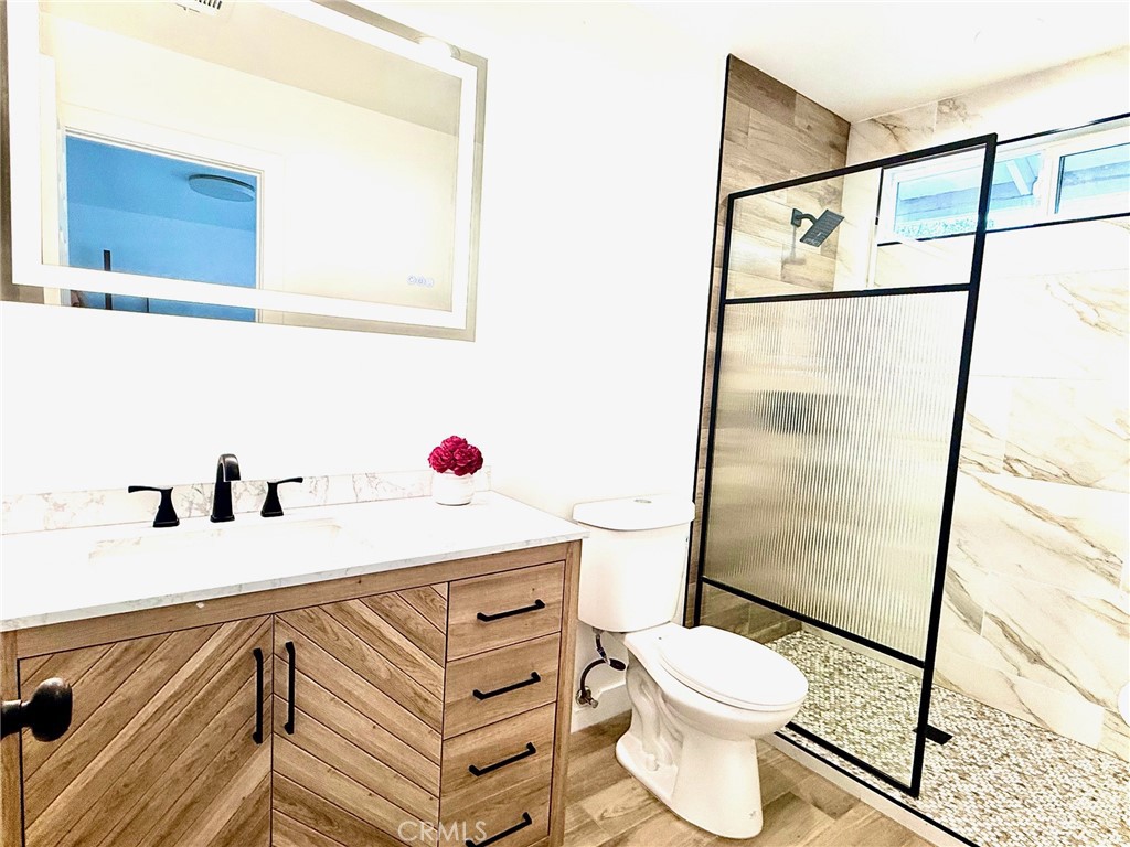 North Palm Springs, California, 92262, United States, 4 Bedrooms Bedrooms, ,2 BathroomsBathrooms,Residential,For Sale,1989712