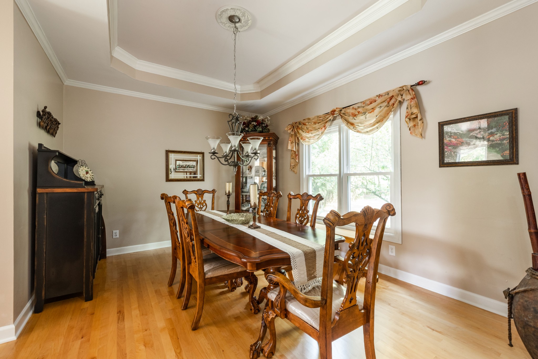Franklin, Tennessee, 37064, United States, 4 Bedrooms Bedrooms, ,3 BathroomsBathrooms,Residential,For Sale,1855995