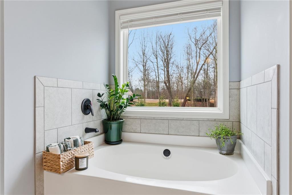 Jefferson, Georgia, 30549, United States, 4 Bedrooms Bedrooms, ,5 BathroomsBathrooms,Residential,For Sale,2023119