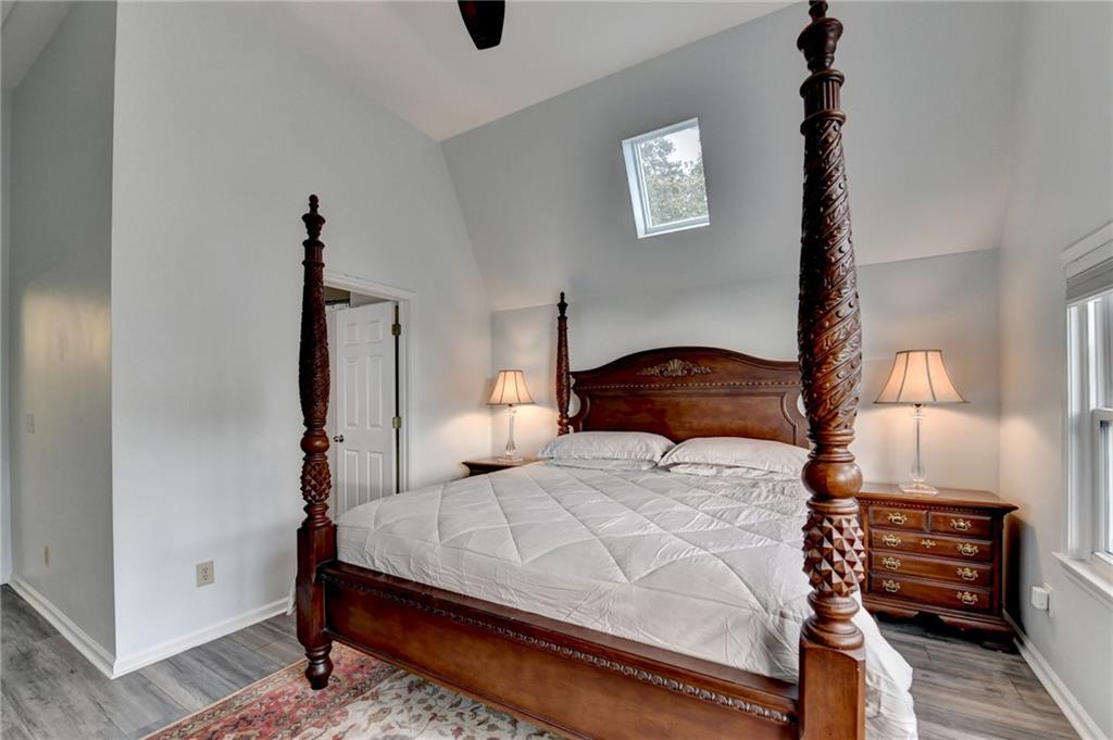 Gainesville, Georgia, 30506, United States, 2 Bedrooms Bedrooms, ,2 BathroomsBathrooms,Residential,For Sale,2040403