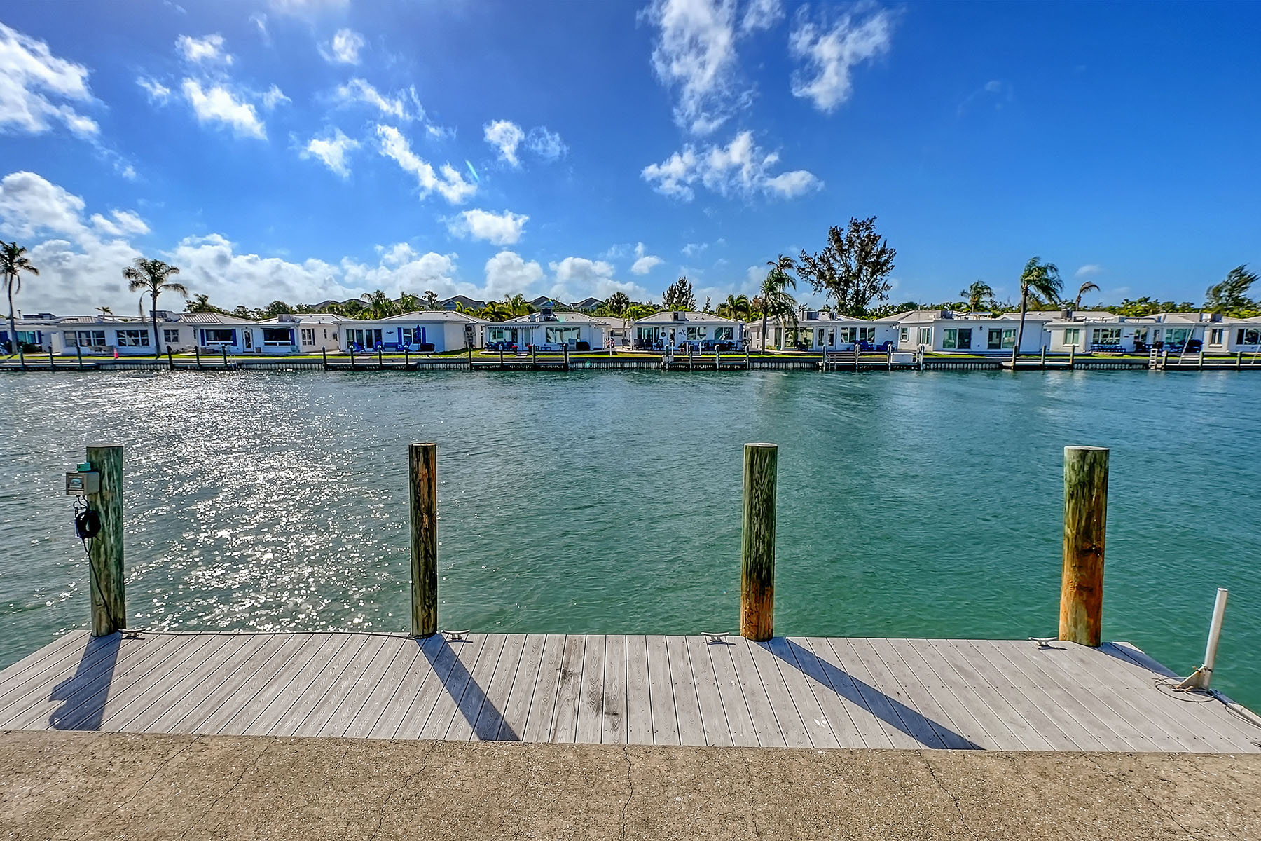  SPANISH MAIN YACHT CLUB CONDO - 物件實景