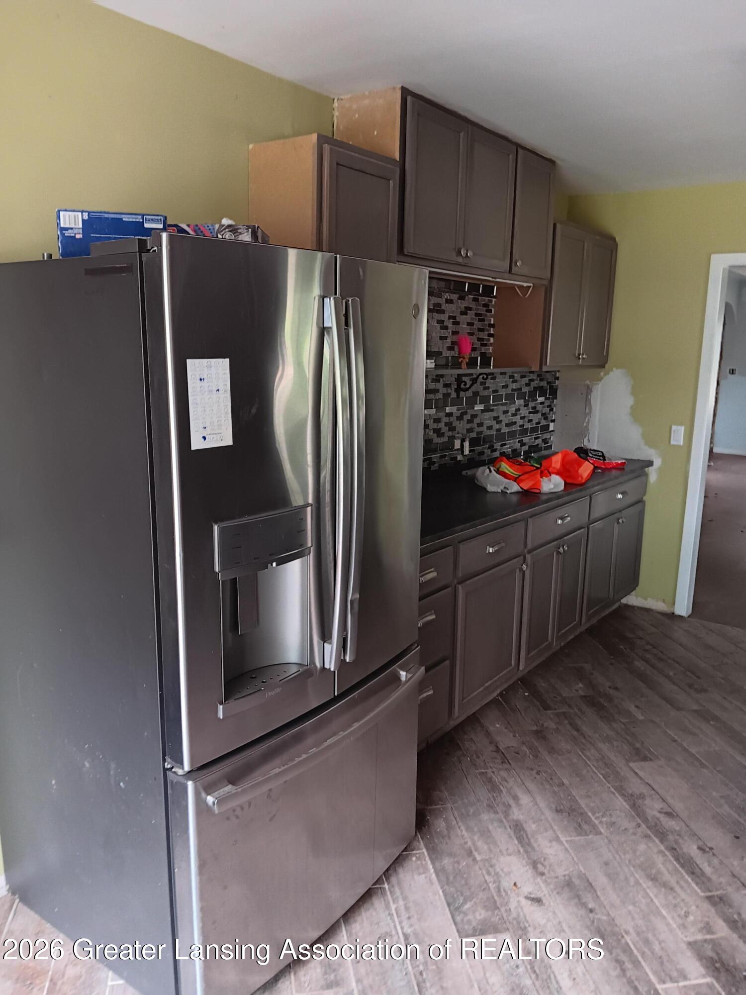 Holmes Rd, Lansing, MI 48910 #1