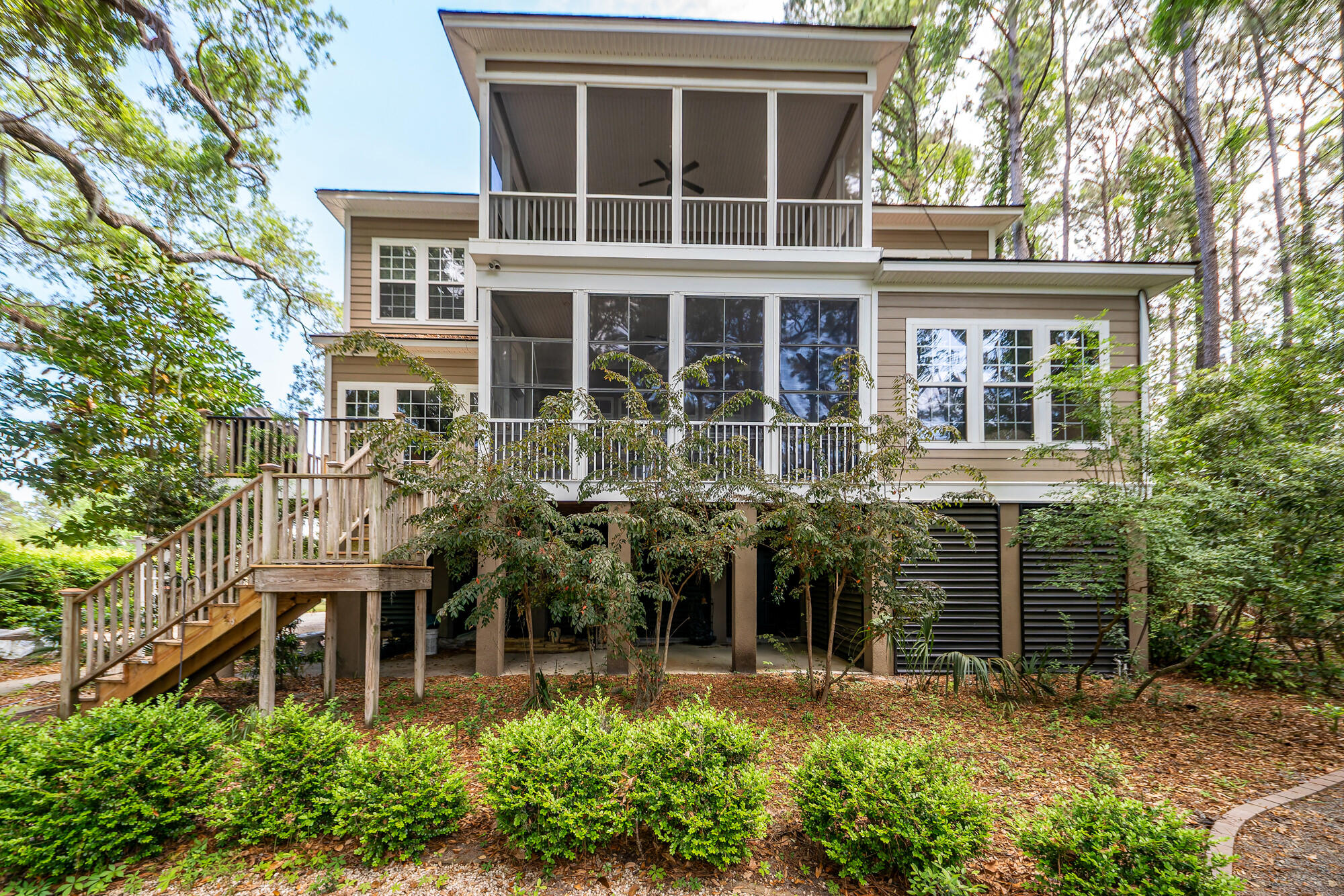 Mount Pleasant, South Carolina, 29466, United States, 5 Bedrooms Bedrooms, ,4 BathroomsBathrooms,Residential,For Sale,1792938