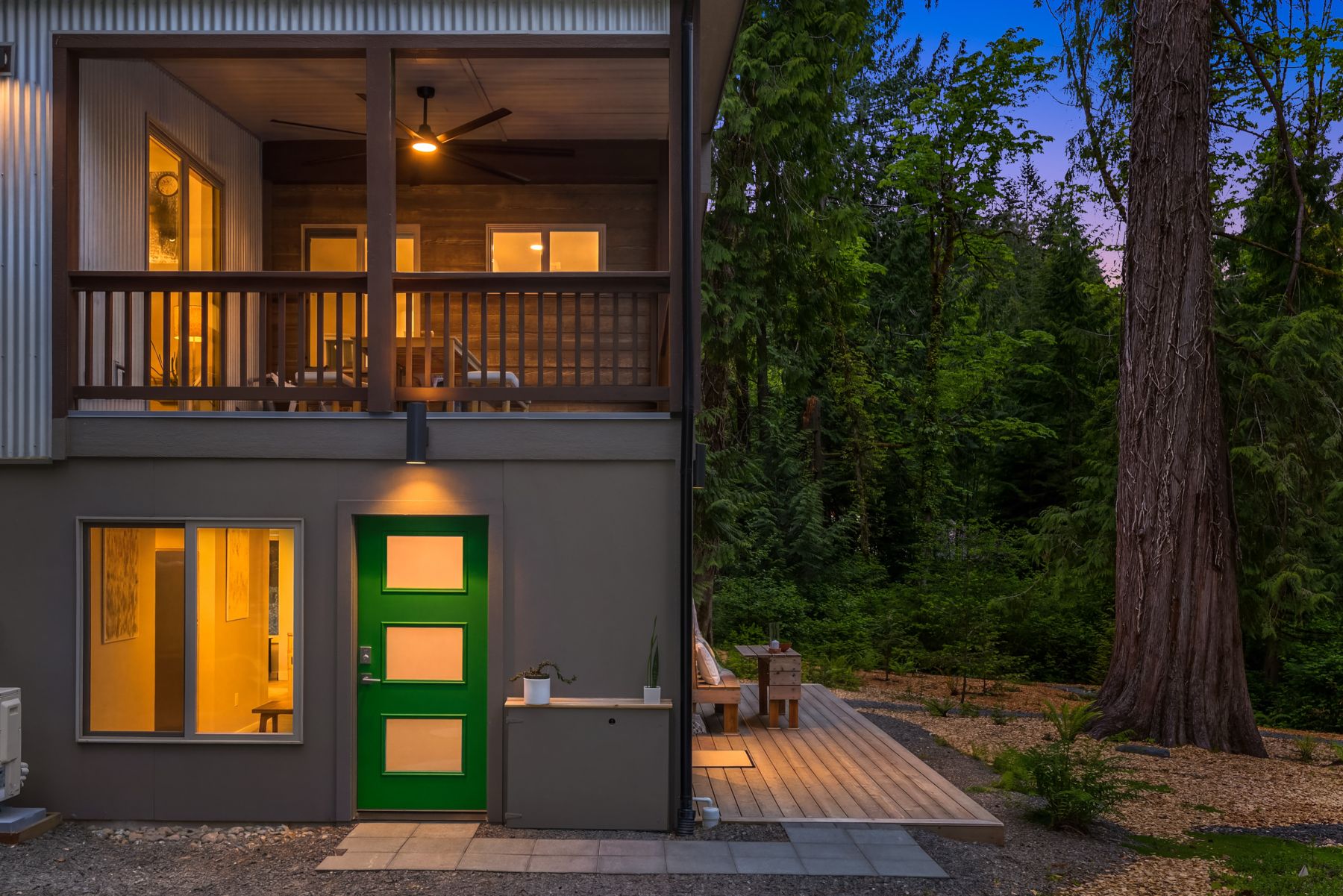  9720 NE Lofgren Rd, Bainbridge Island, WA 98110 - 物件實景