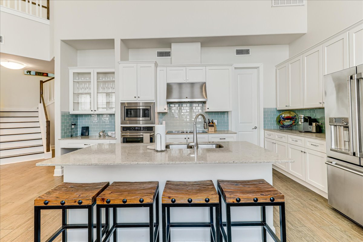 Port Aransas, Texas, 78373, United States, 3 Bedrooms Bedrooms, ,5 BathroomsBathrooms,Residential,For Sale,1994258