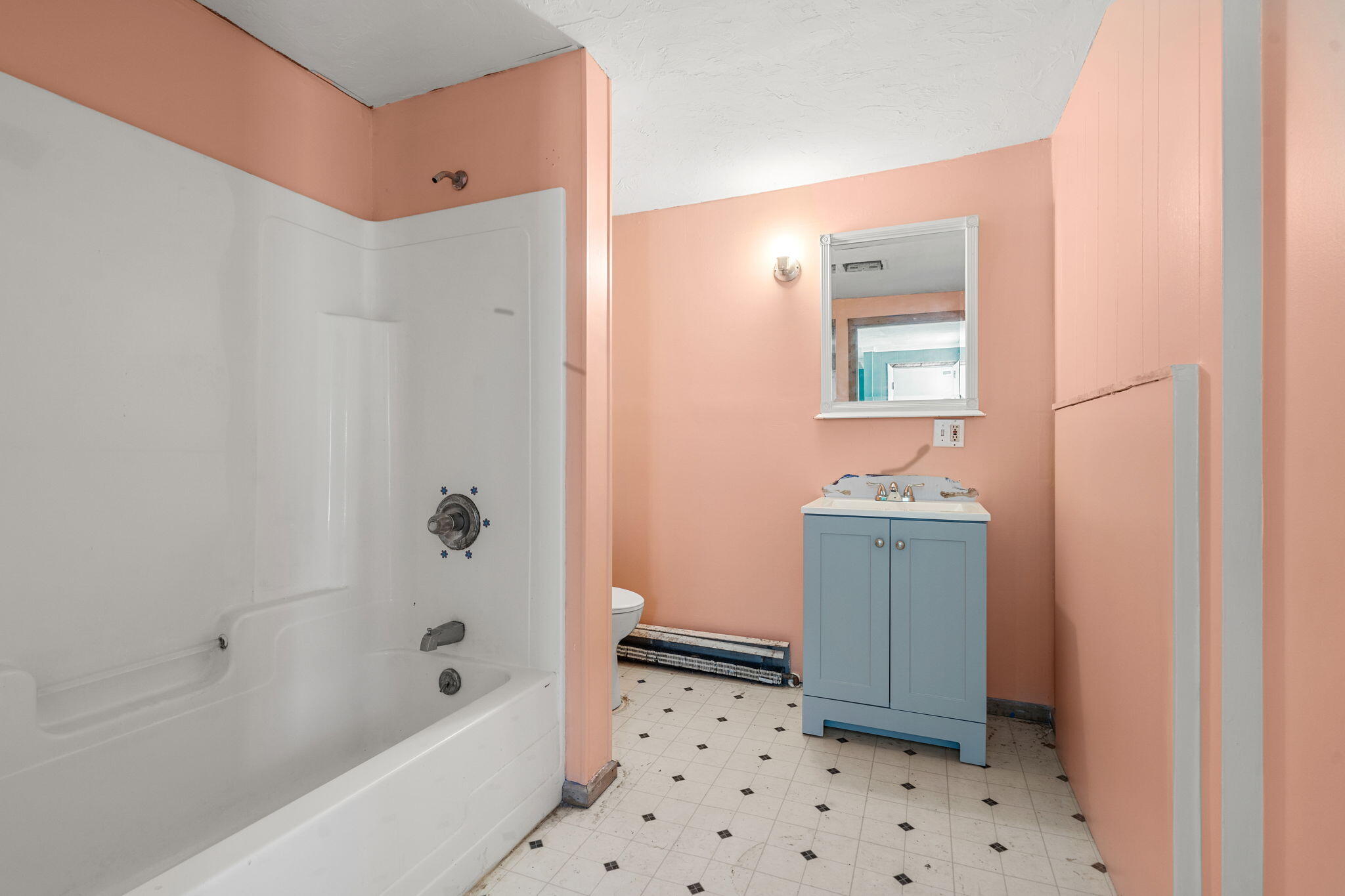 Biddeford, Maine, 04005, United States, ,4 BathroomsBathrooms,Residential,For Sale,1882407