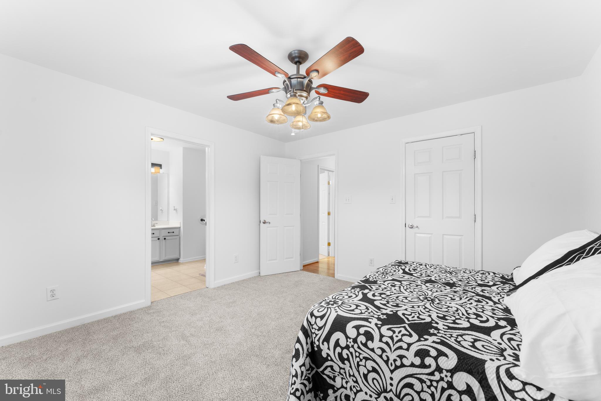 Locust Dale, Virginia, 22948, United States, 3 Bedrooms Bedrooms, ,4 BathroomsBathrooms,Residential,For Sale,1996627